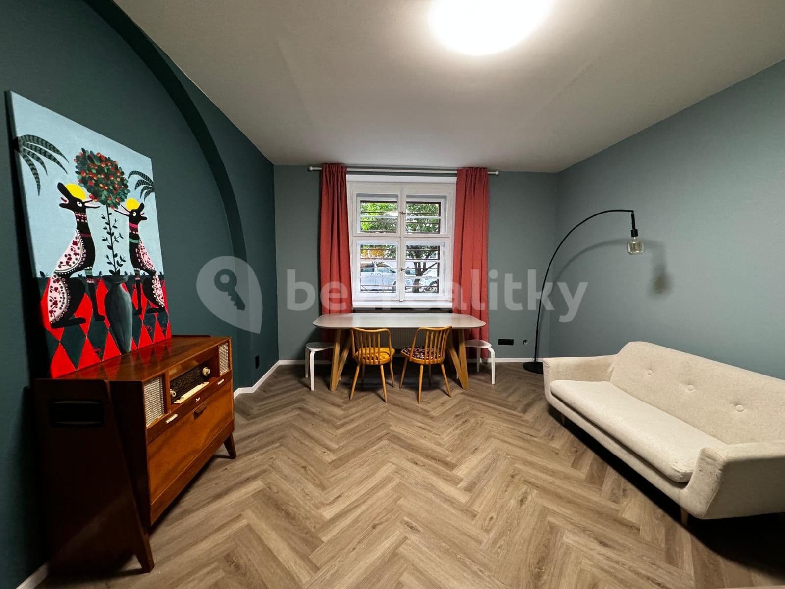 3 bedroom flat to rent, 15 m², Bulharská, Prague, Prague