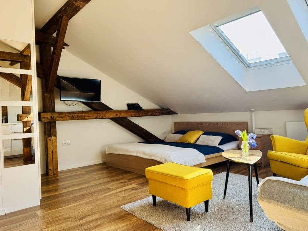 flat to rent, 34 m², Bulharská, Prague, Prague