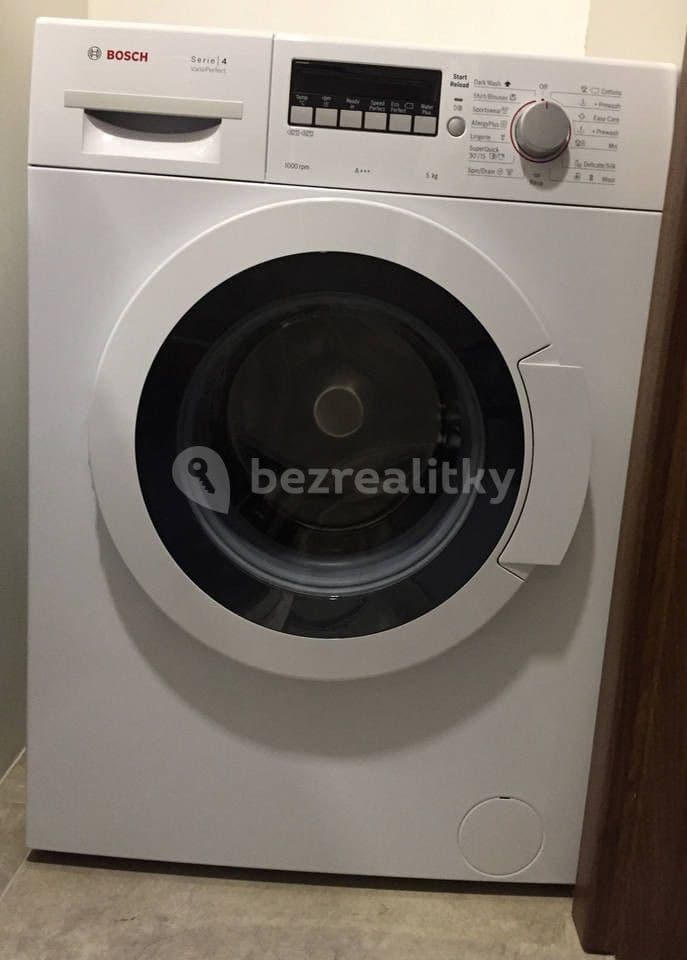 flat to rent, 34 m², Bulharská, Prague, Prague