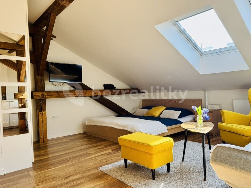 flat to rent, 34 m², Bulharská, Prague, Prague