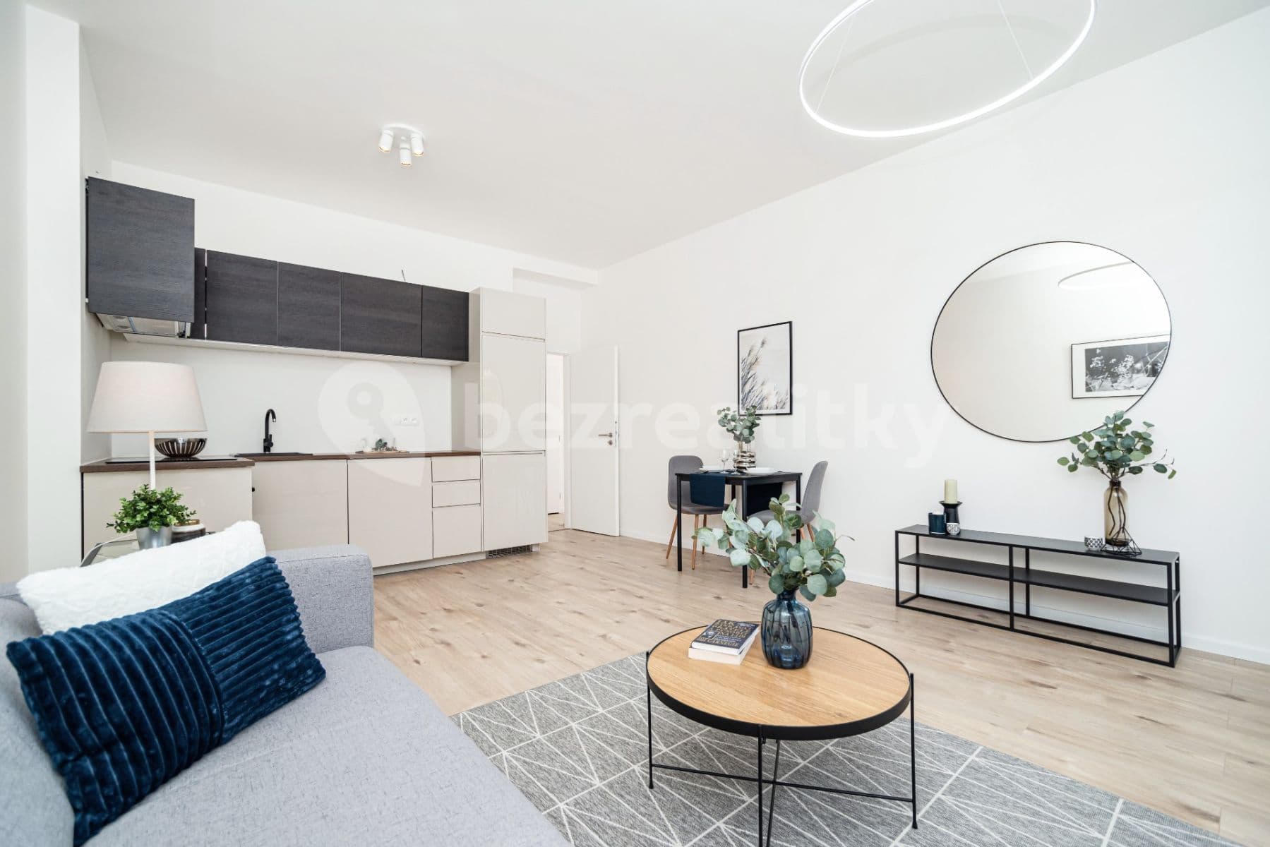 1 bedroom with open-plan kitchen flat for sale, 52 m², K Vodojemu, Prague, Prague
