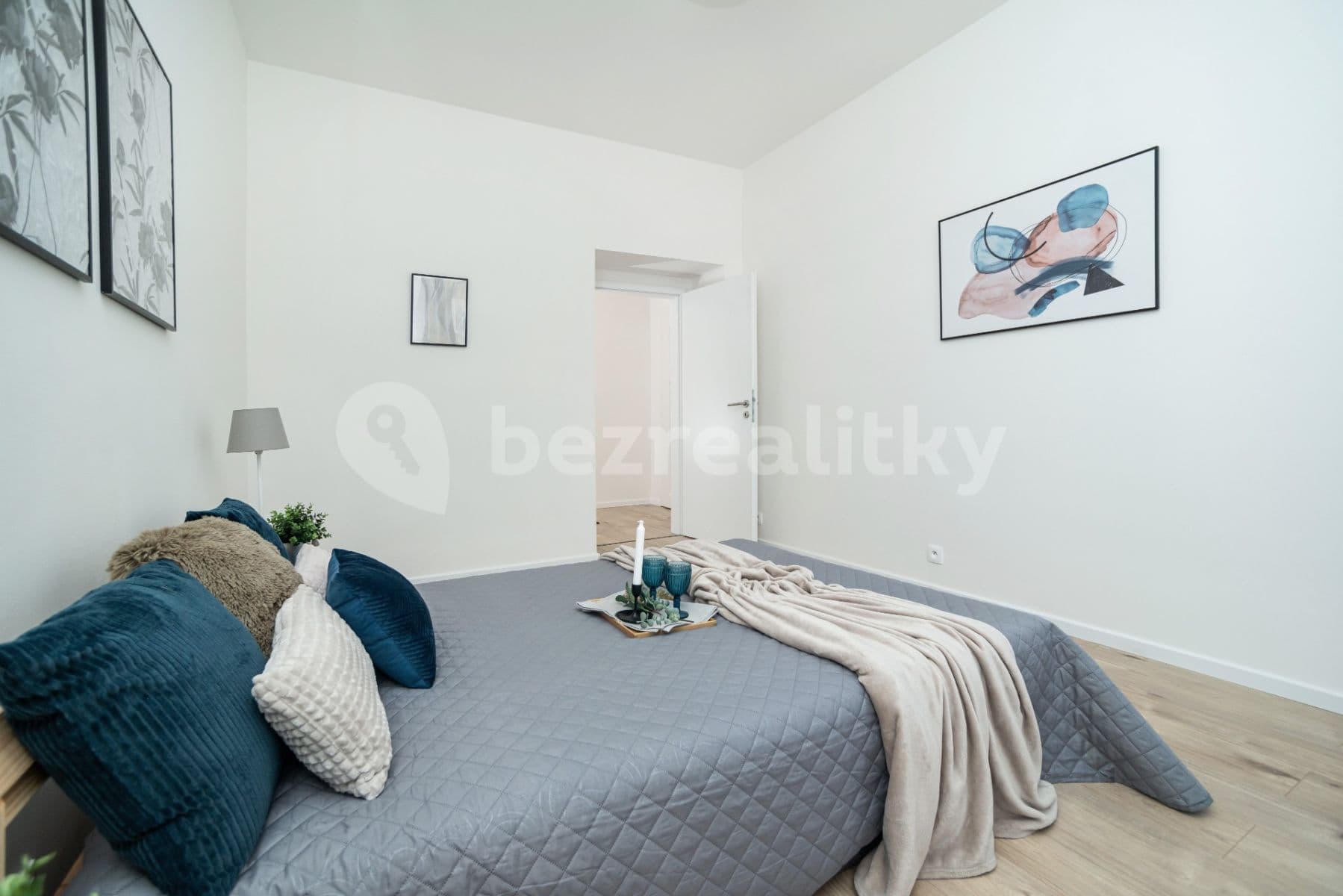 1 bedroom with open-plan kitchen flat for sale, 52 m², K Vodojemu, Prague, Prague