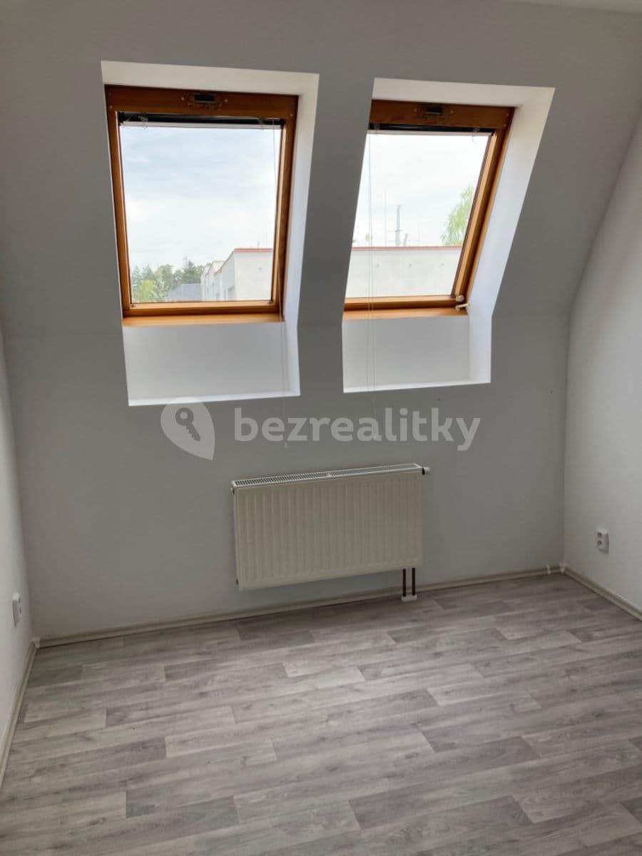 1 bedroom with open-plan kitchen flat to rent, 43 m², Domažlická, Říčany, Středočeský Region
