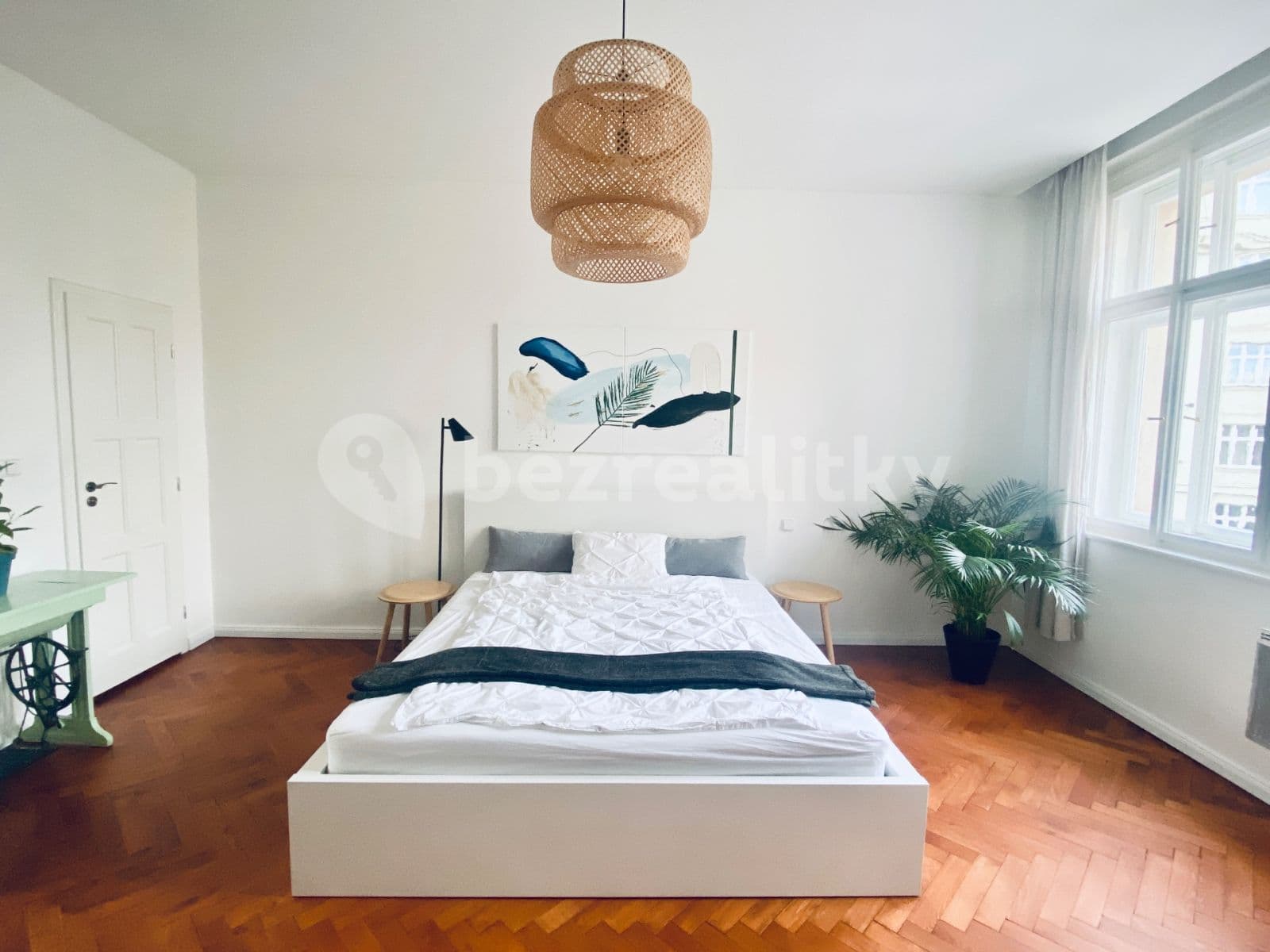 1 bedroom with open-plan kitchen flat to rent, 54 m², Bulharská, Prague, Prague