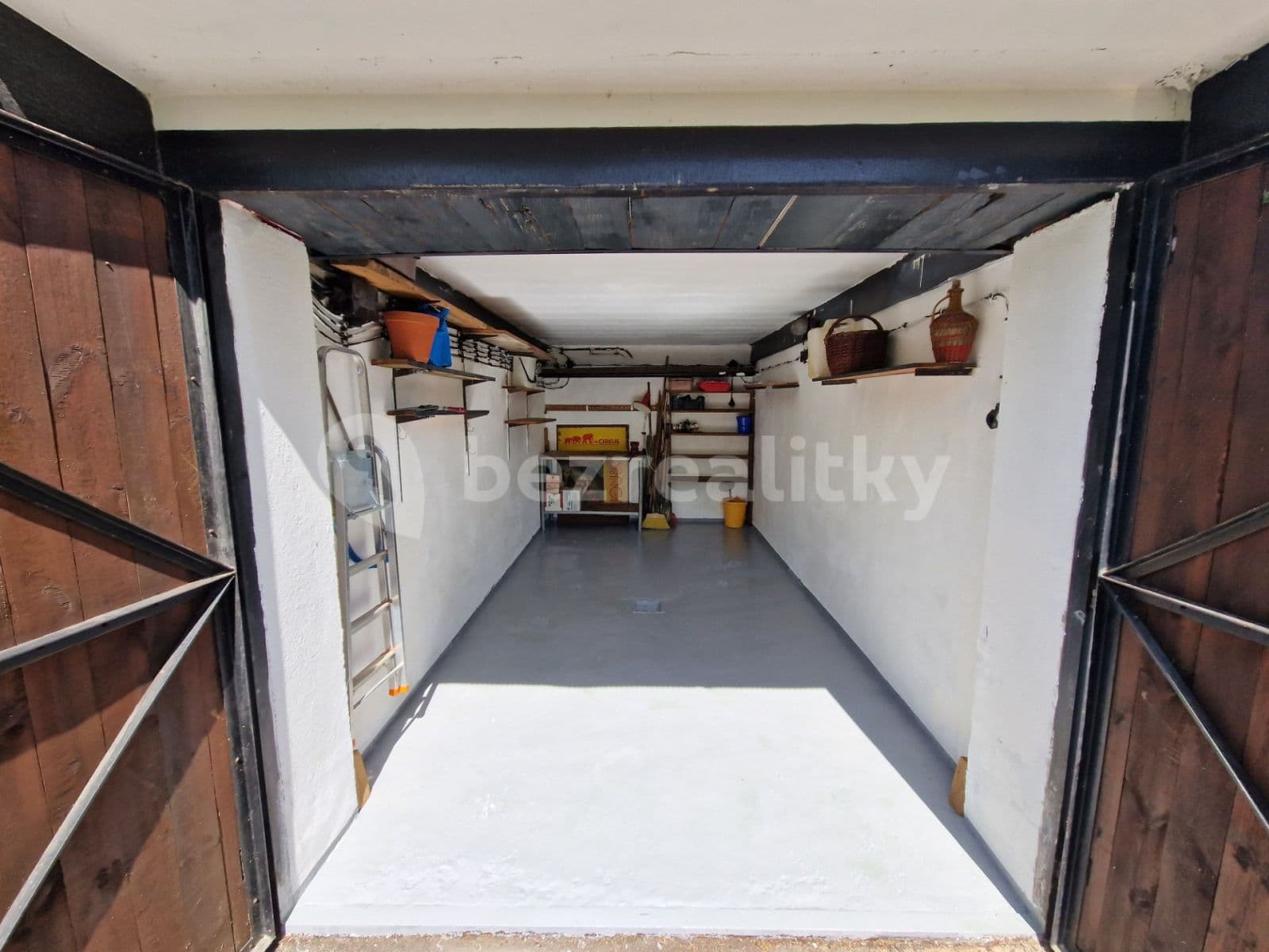 garage to rent, 13 m², Prague, Prague