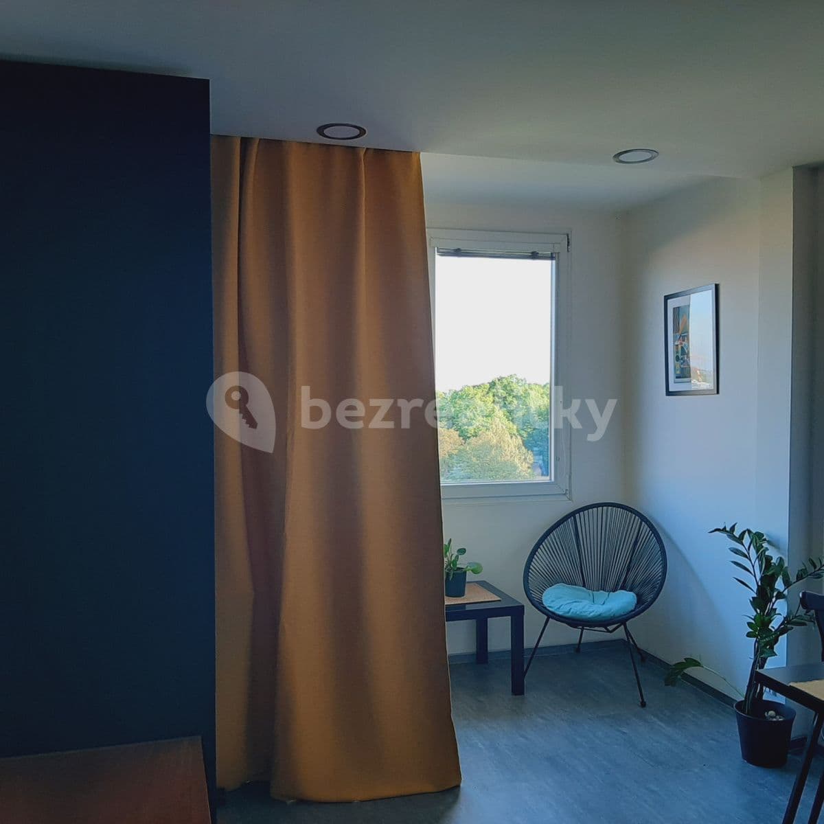 1 bedroom with open-plan kitchen flat to rent, 41 m², Prosecká, Prague, Prague
