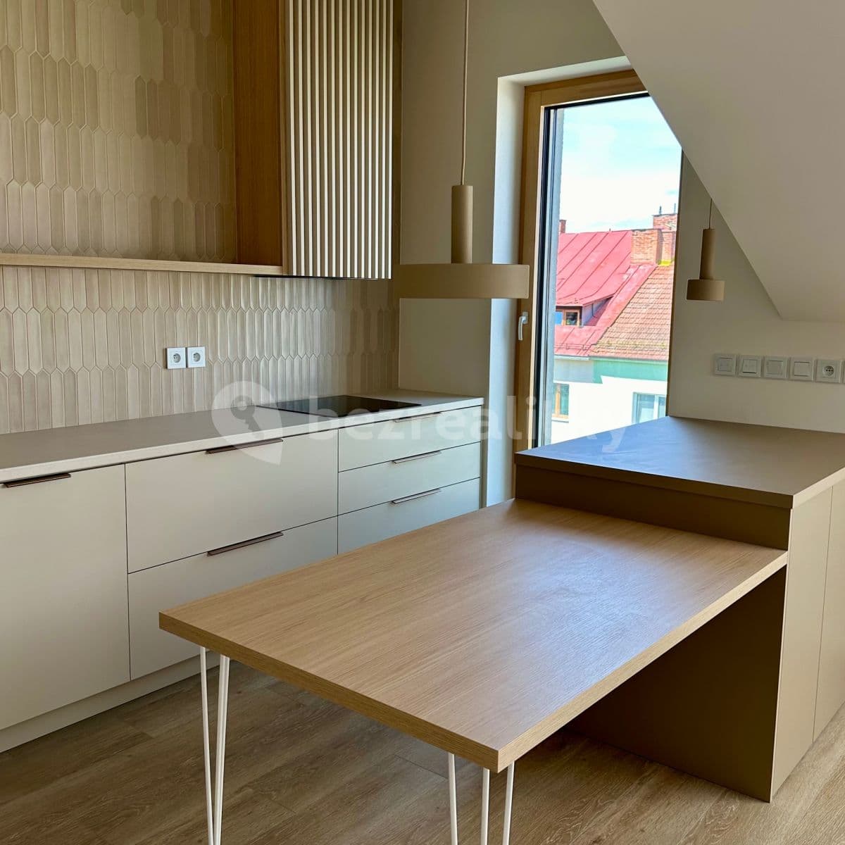 1 bedroom with open-plan kitchen flat to rent, 67 m², Šmejkalova, Brno, Jihomoravský Region