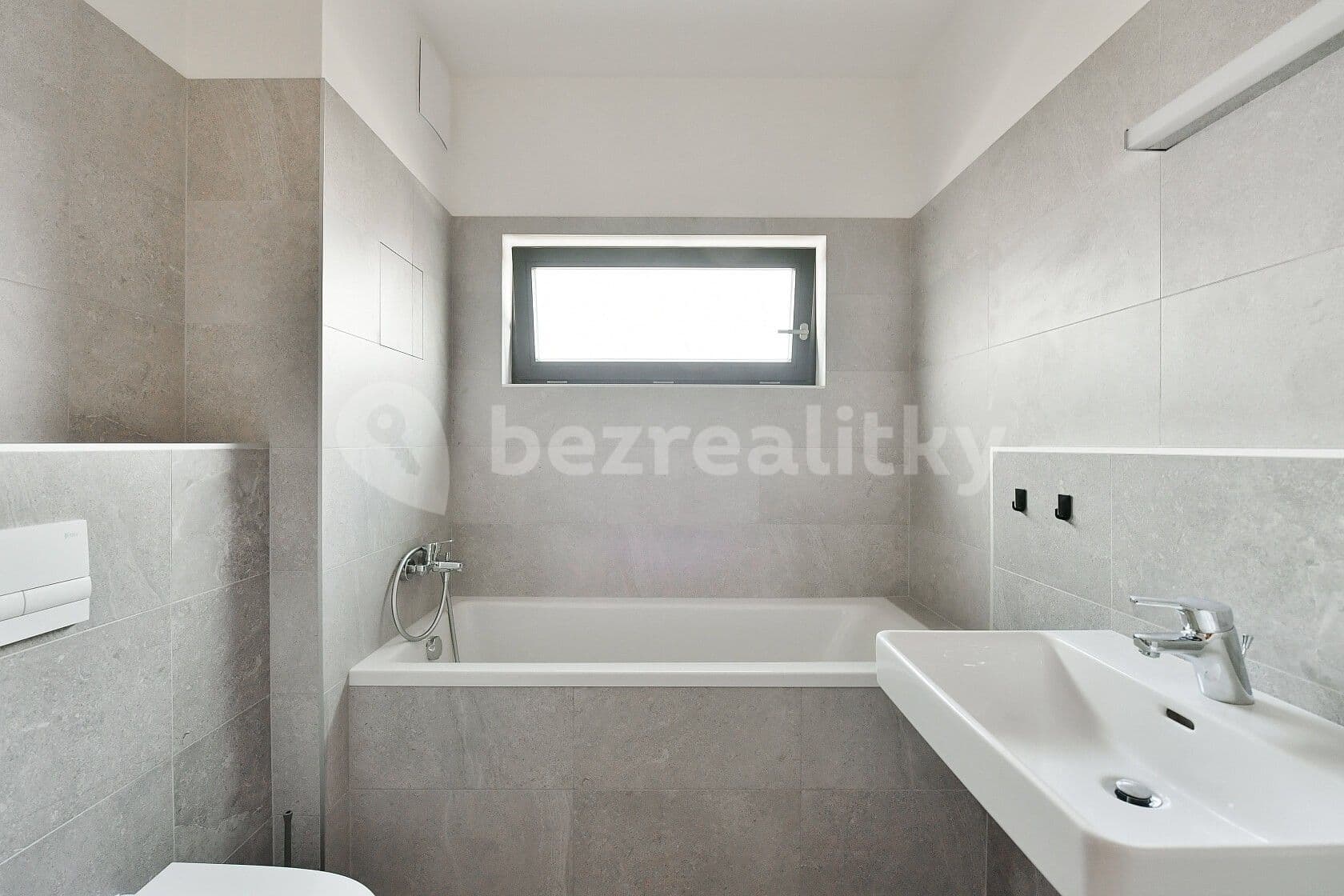 1 bedroom with open-plan kitchen flat to rent, 77 m², Hrašeho, Prague, Prague