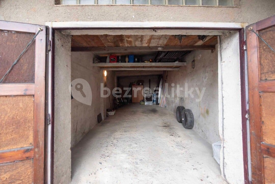 garage to rent, 20 m², Na Šutce, Prague, Prague