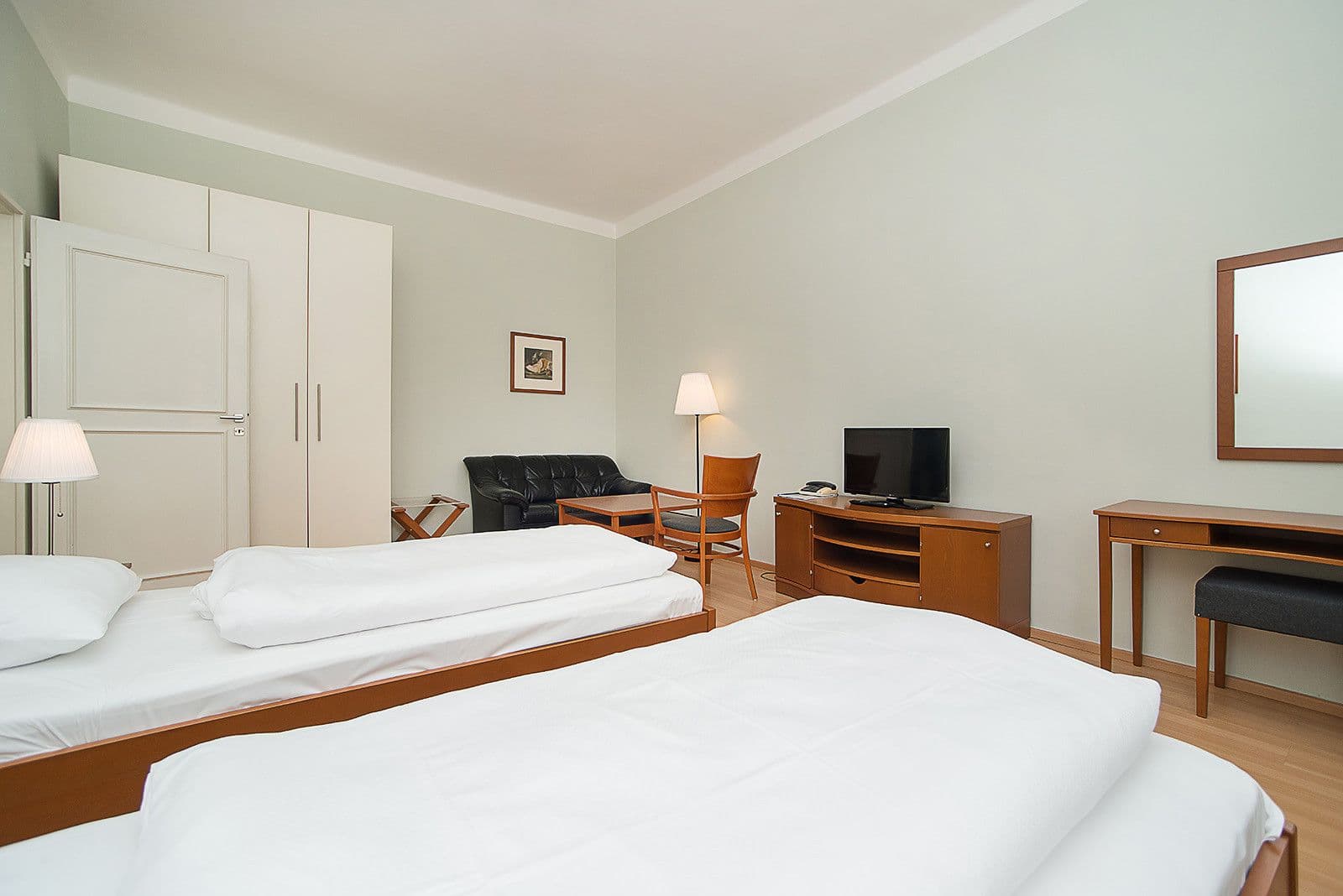 flat to rent, 43 m², Americká, Prague, Prague