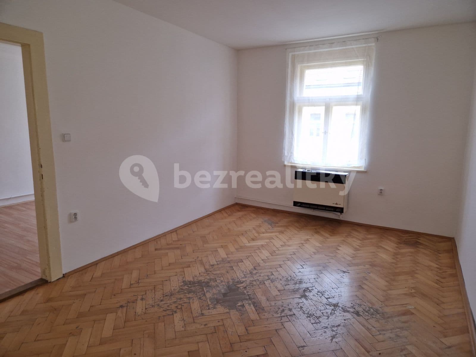 2 bedroom with open-plan kitchen flat for sale, 75 m², Korunní, Prague, Prague