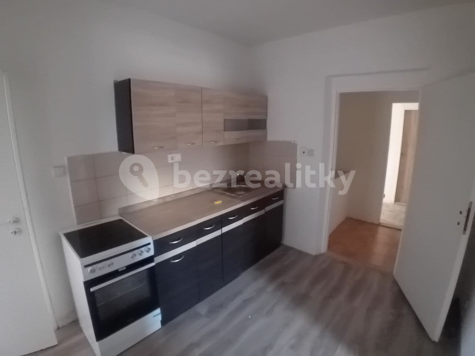2 bedroom flat to rent, 75 m², Těšínská, Ústí nad Labem, Ústecký Region
