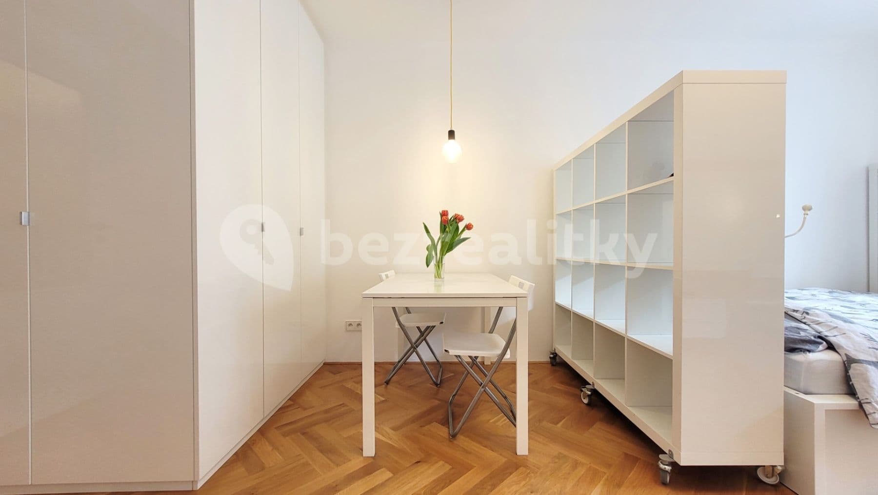 Small studio flat for sale, 30 m², Andrštova, Prague, Prague
