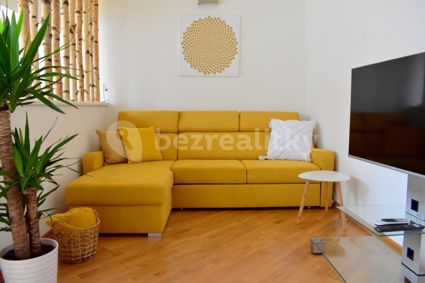 flat to rent, 60 m², Staropramenná, Prague, Prague