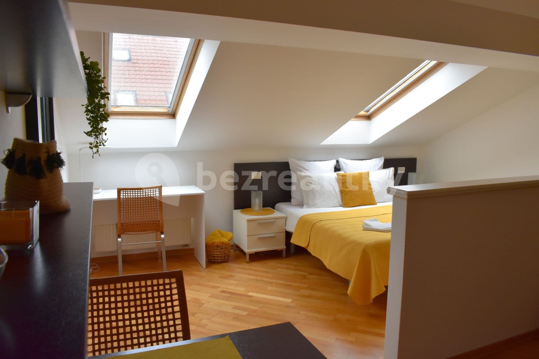 flat to rent, 60 m², Staropramenná, Prague, Prague