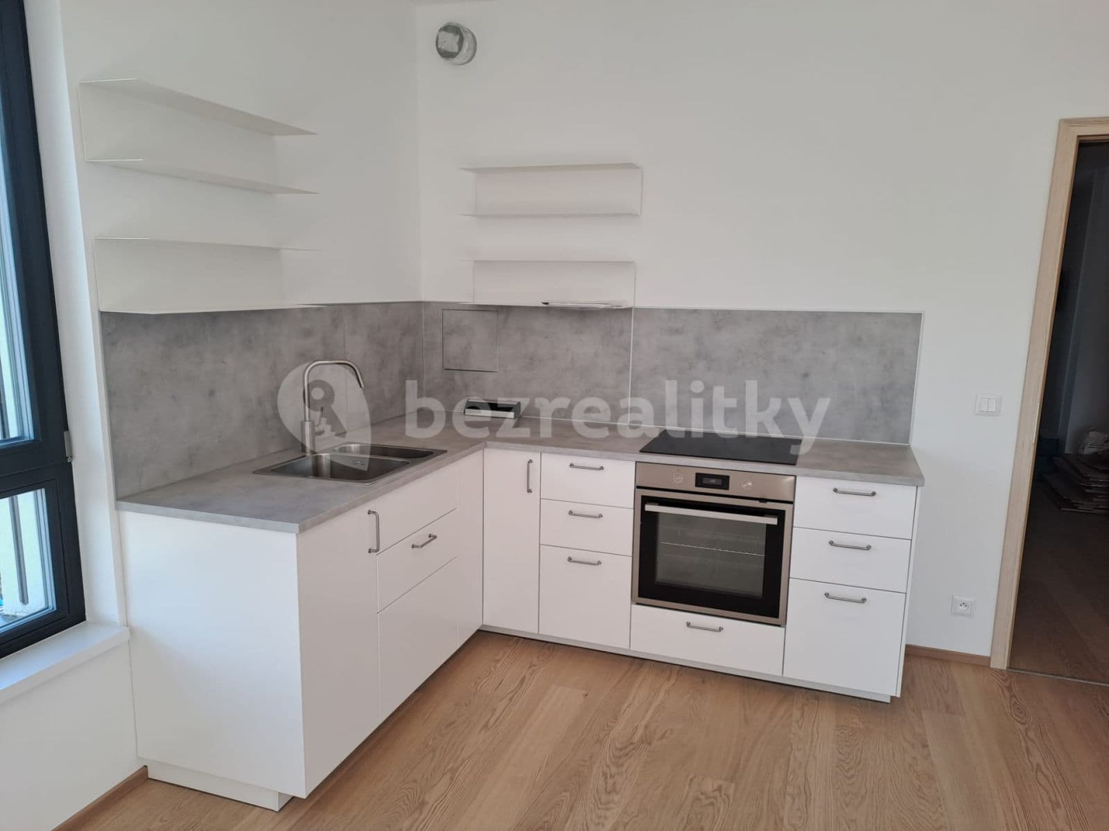 1 bedroom with open-plan kitchen flat to rent, 59 m², Hasilova, Prague, Prague