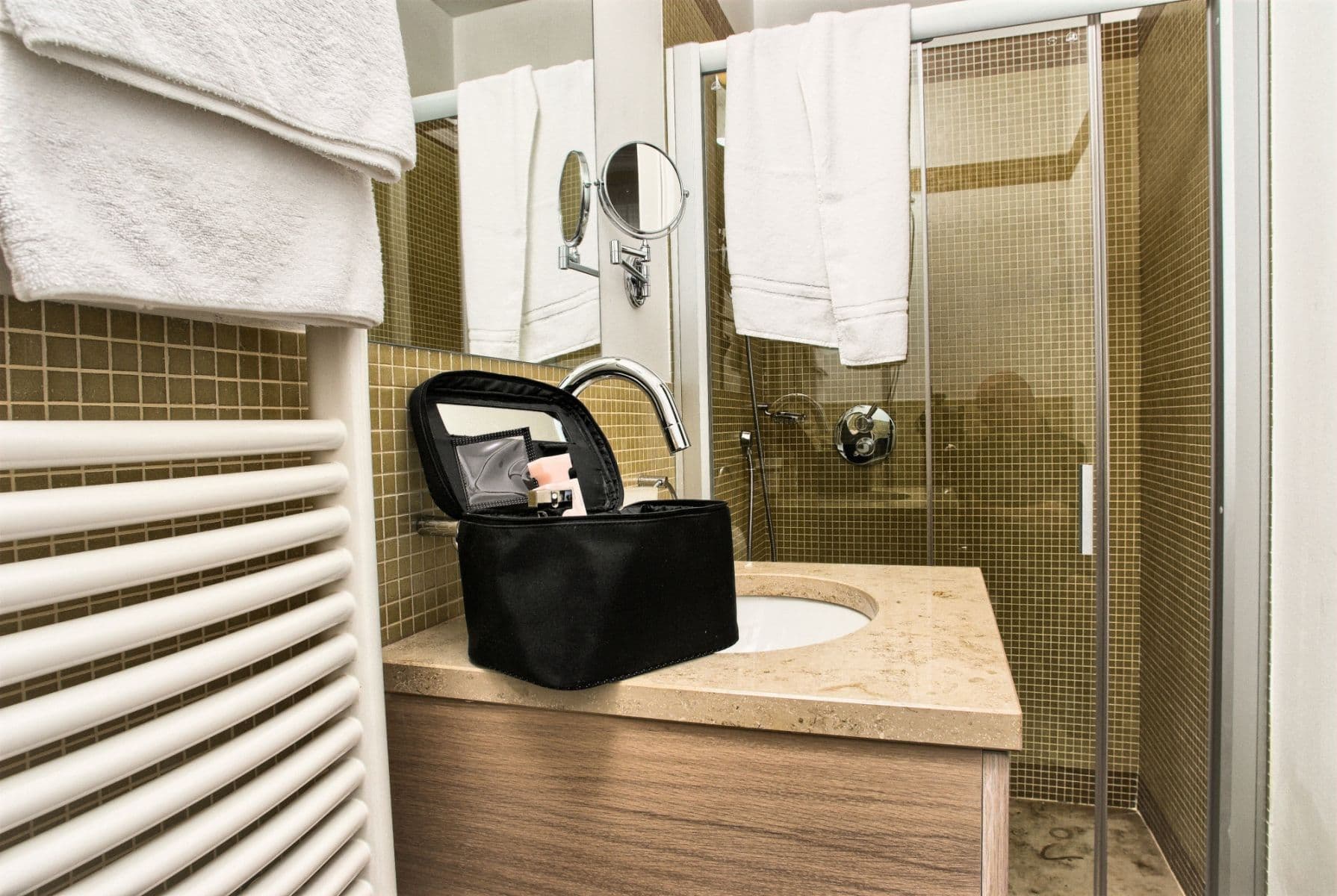 flat to rent, 90 m², Karoliny Světlé, Prague, Prague