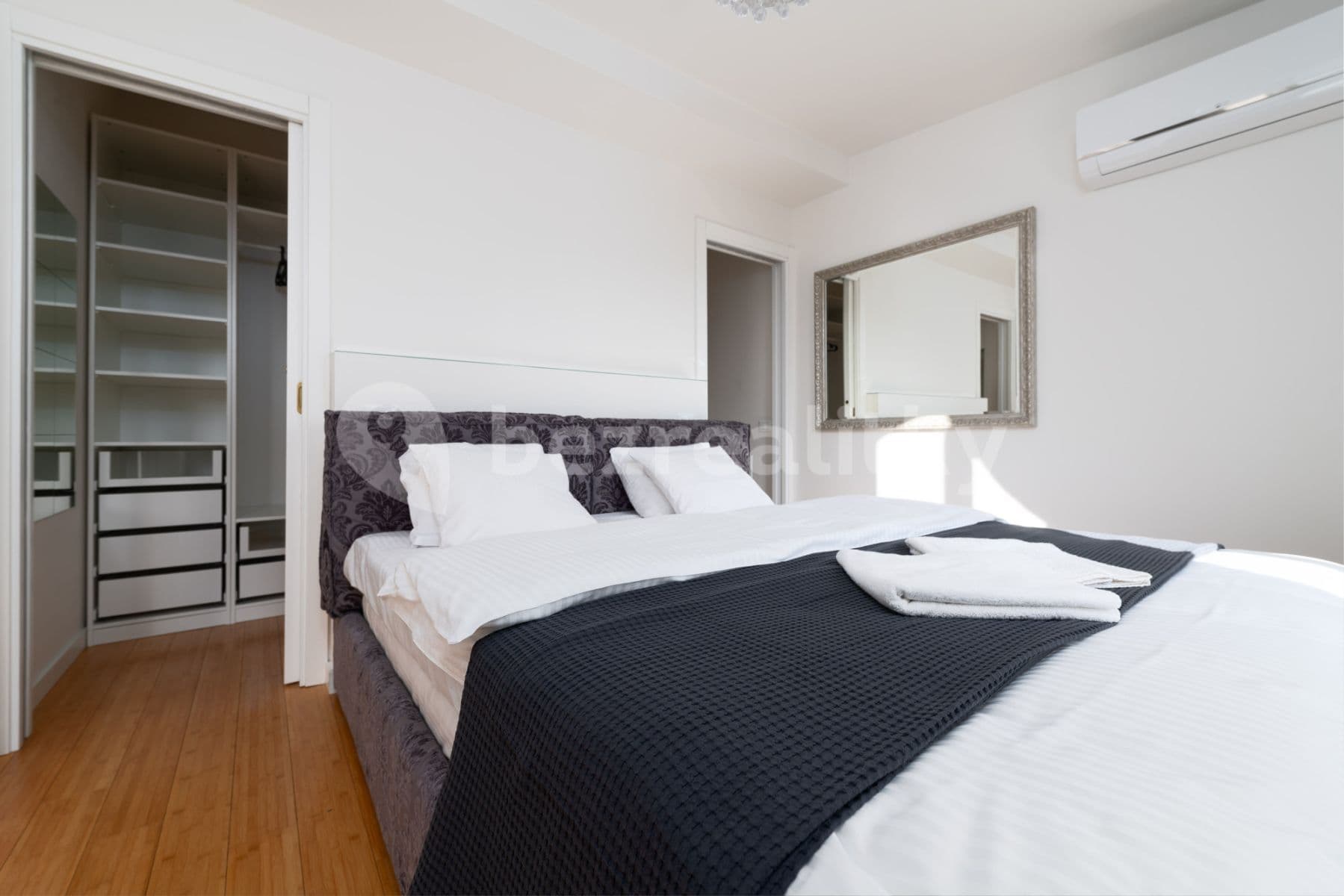 flat to rent, 110 m², Záhořanského, Prague, Prague