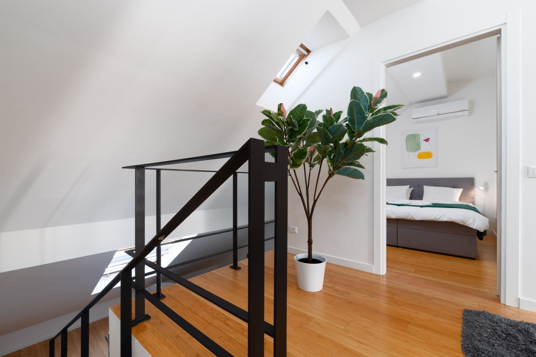 flat to rent, 110 m², Záhořanského, Prague, Prague