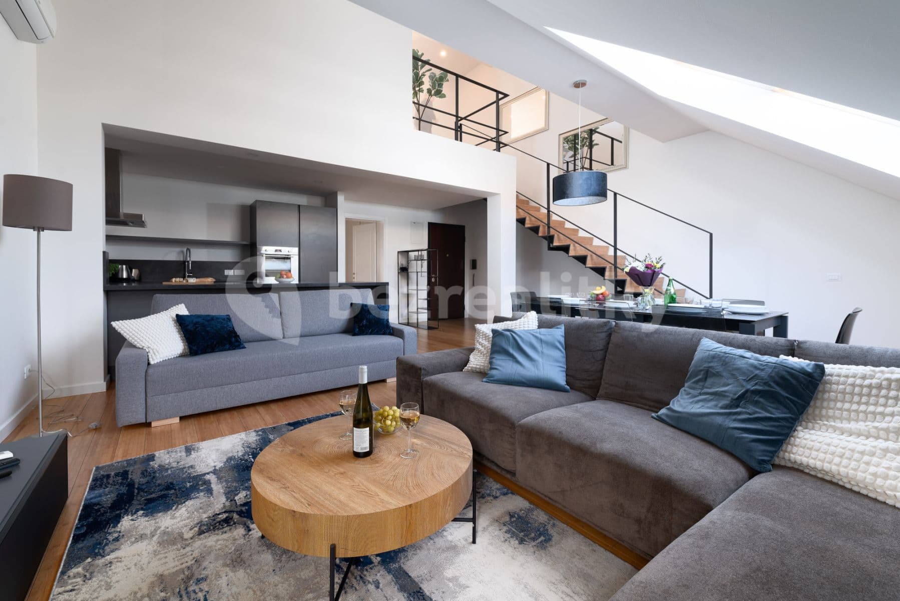 flat to rent, 110 m², Záhořanského, Prague, Prague