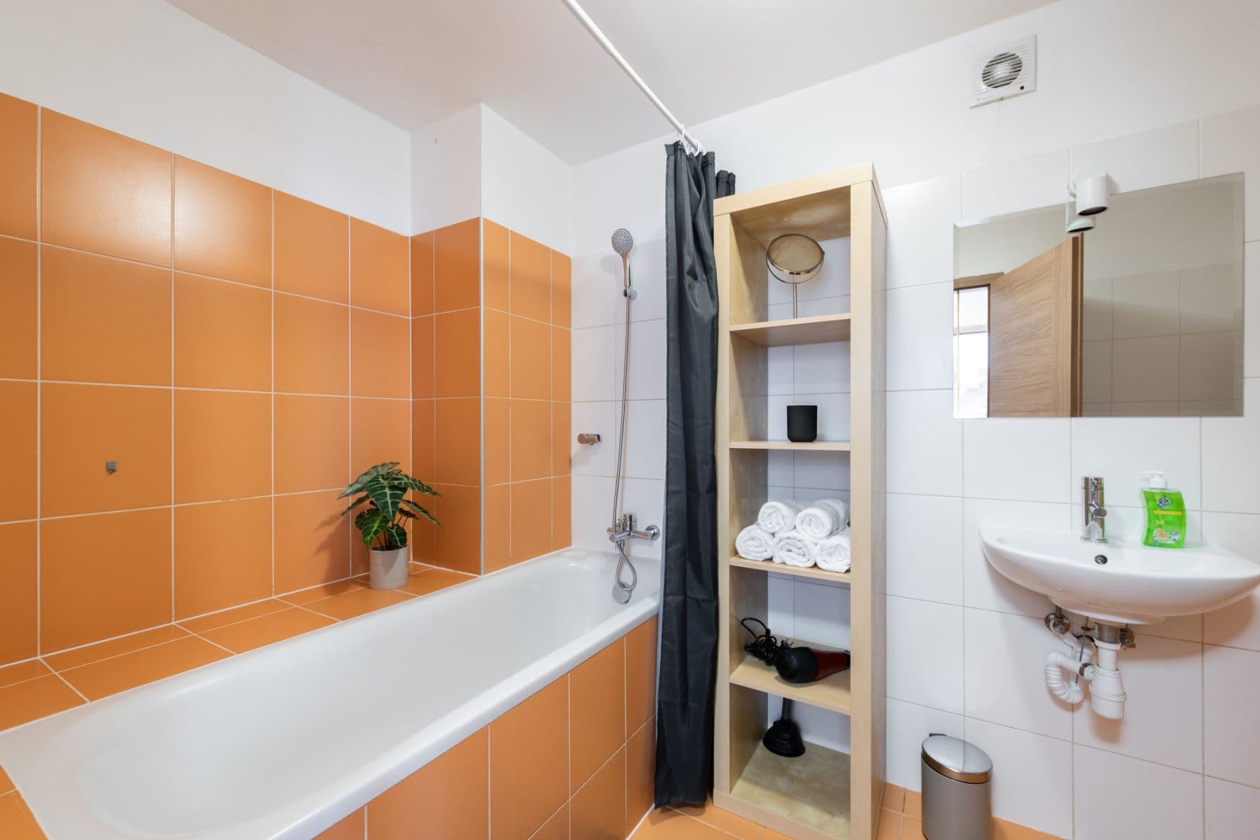 flat to rent, 90 m², Grafická, Prague, Prague