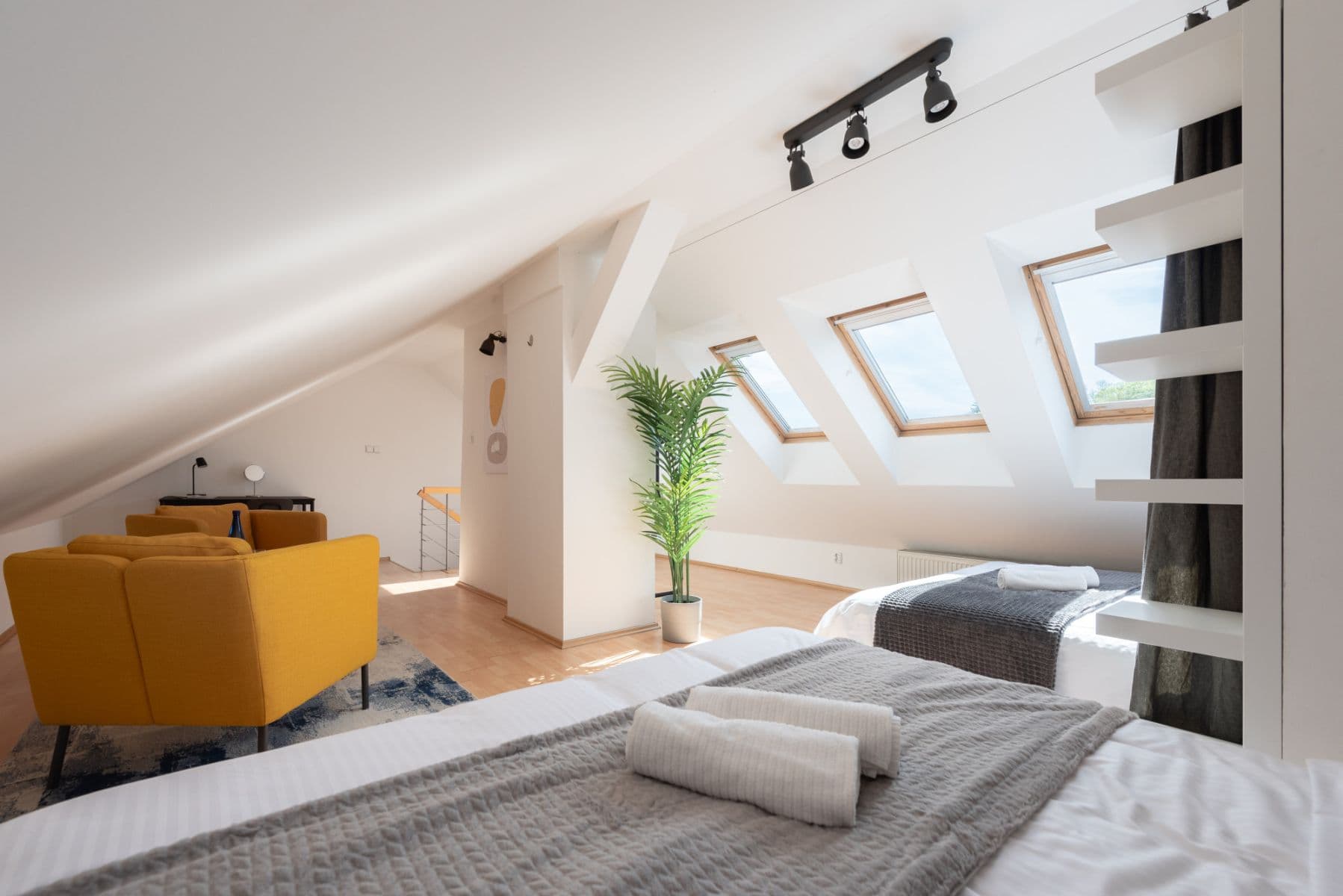flat to rent, 90 m², Grafická, Prague, Prague