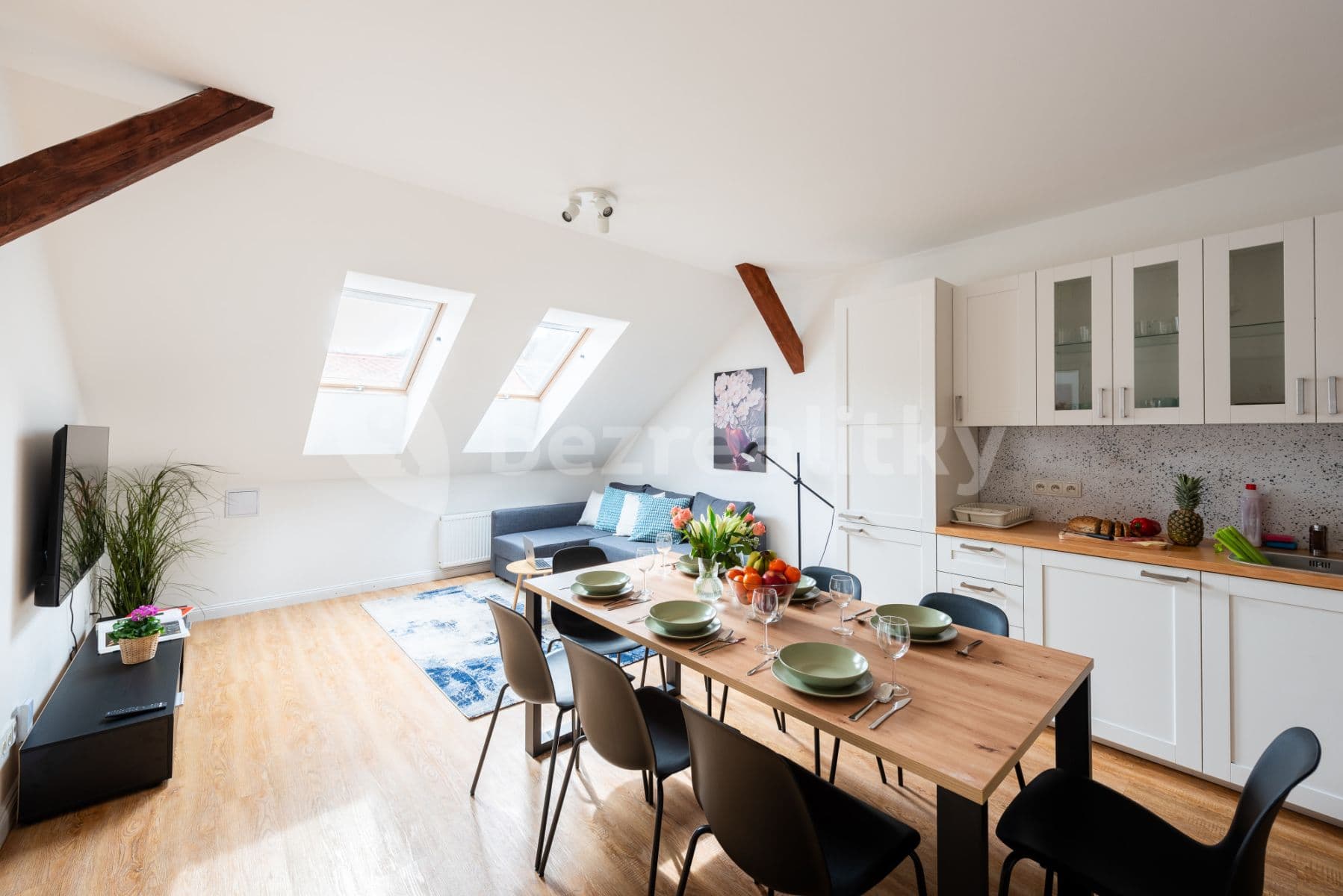 flat to rent, 75 m², Plzeňská, Prague, Prague