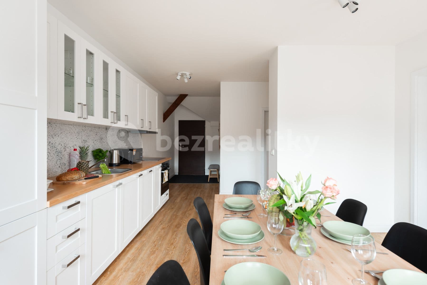 flat to rent, 75 m², Plzeňská, Prague, Prague