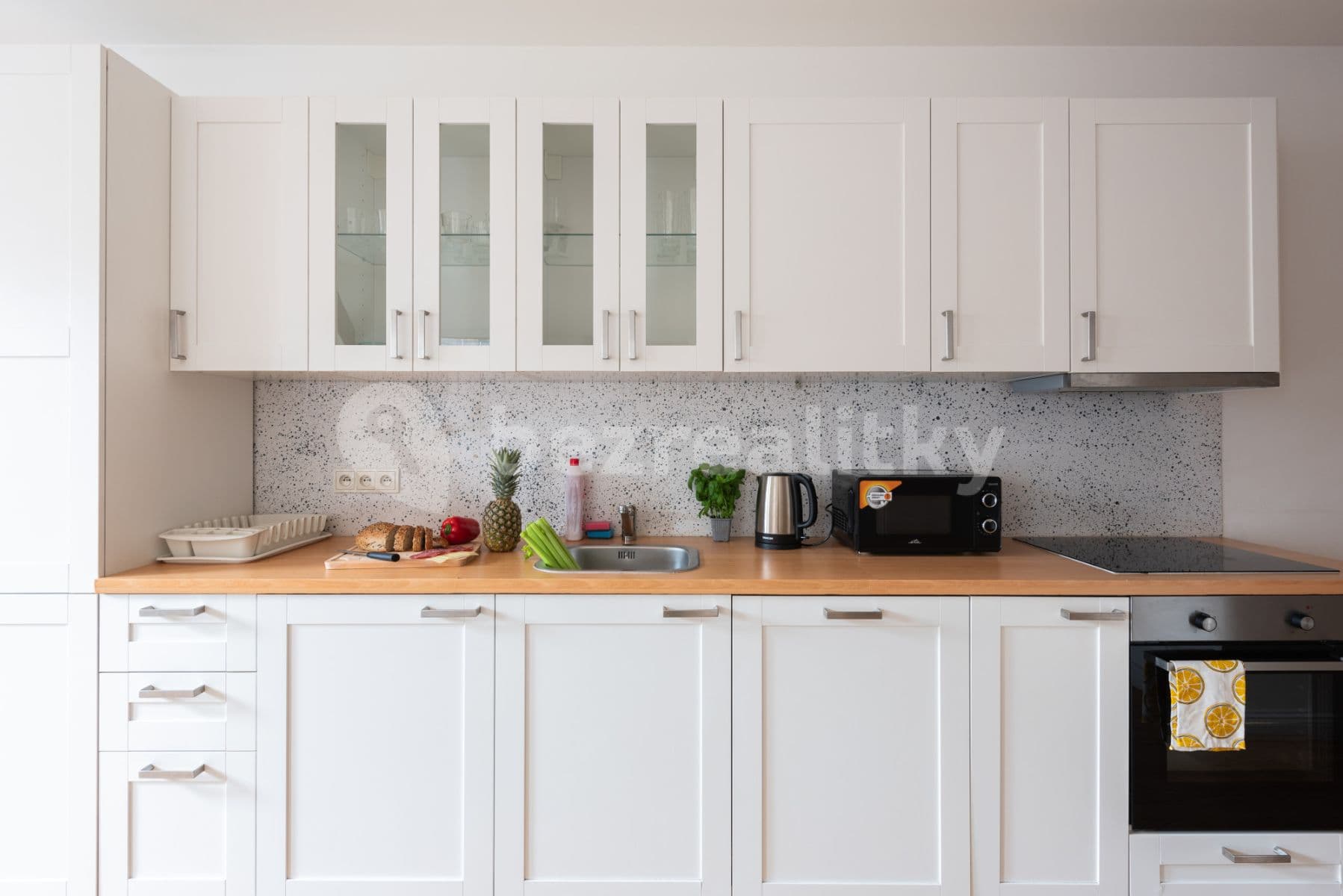 flat to rent, 75 m², Plzeňská, Prague, Prague