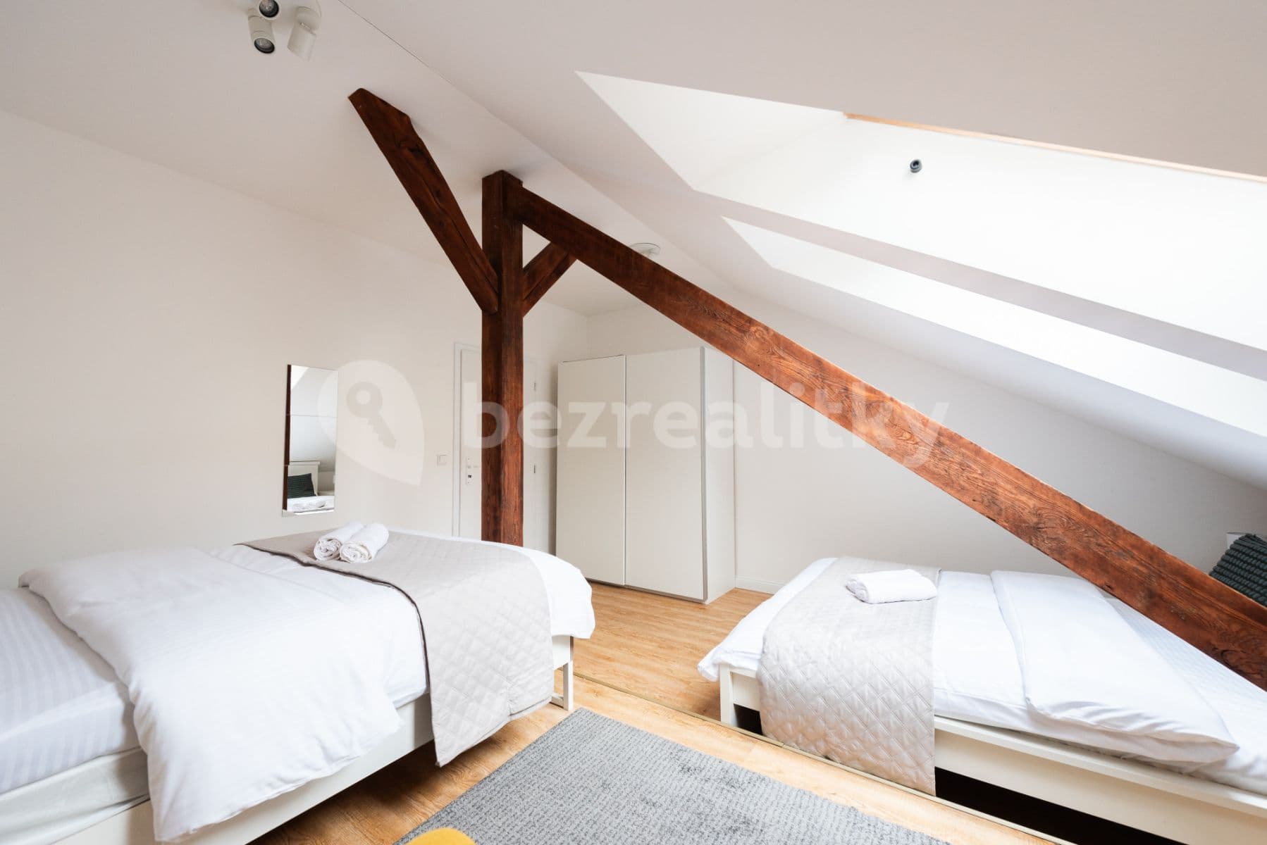 flat to rent, 75 m², Plzeňská, Prague, Prague