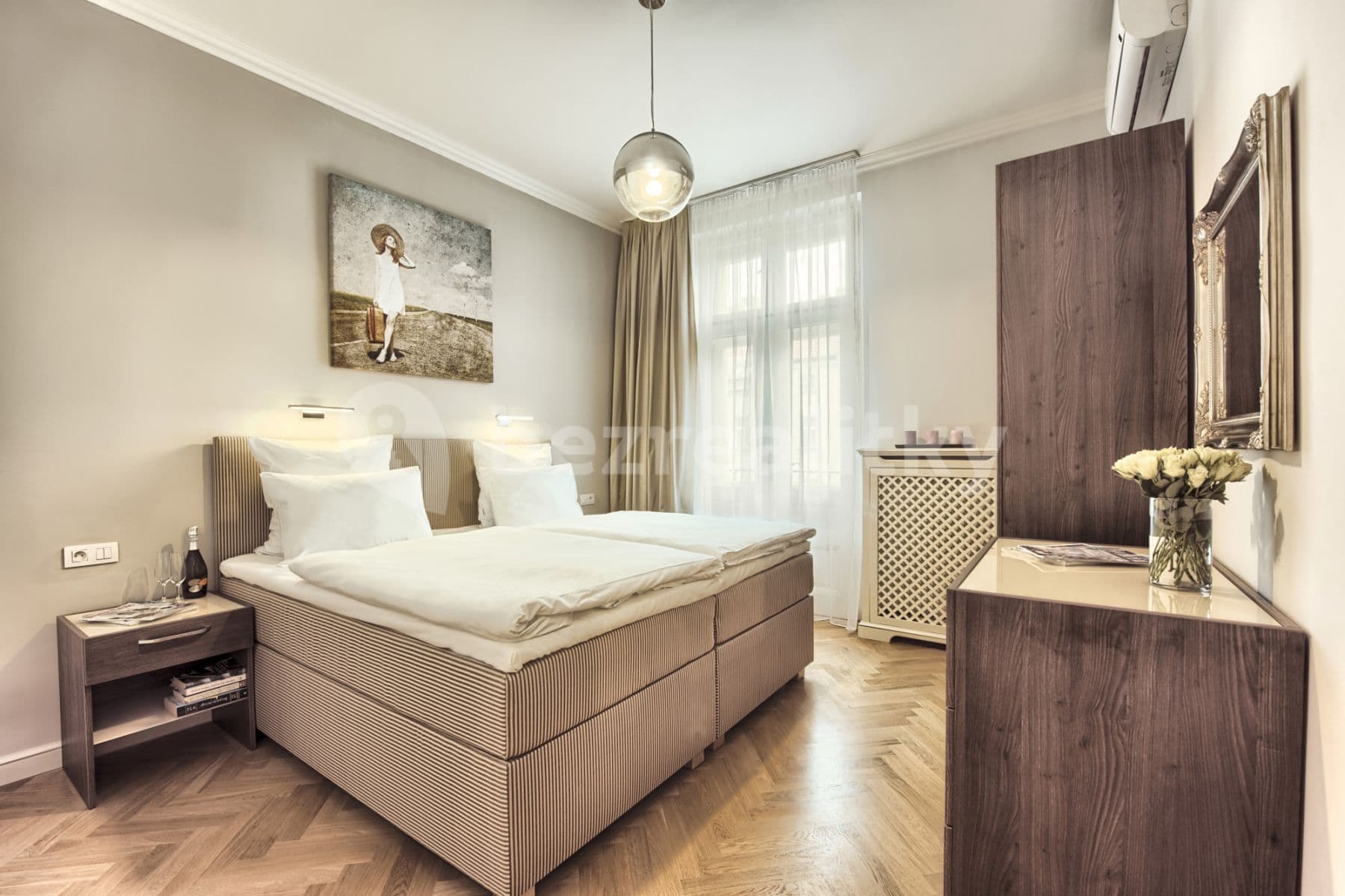 flat to rent, 100 m², U Milosrdných, Prague, Prague