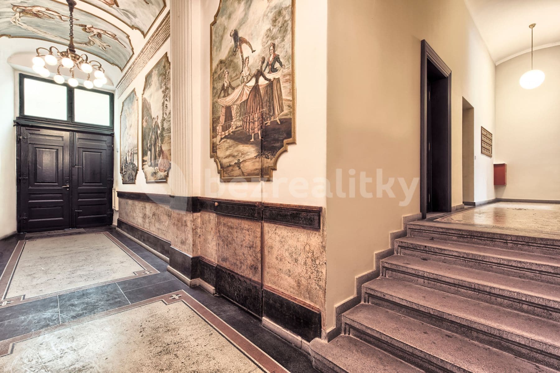flat to rent, 100 m², U Milosrdných, Prague, Prague