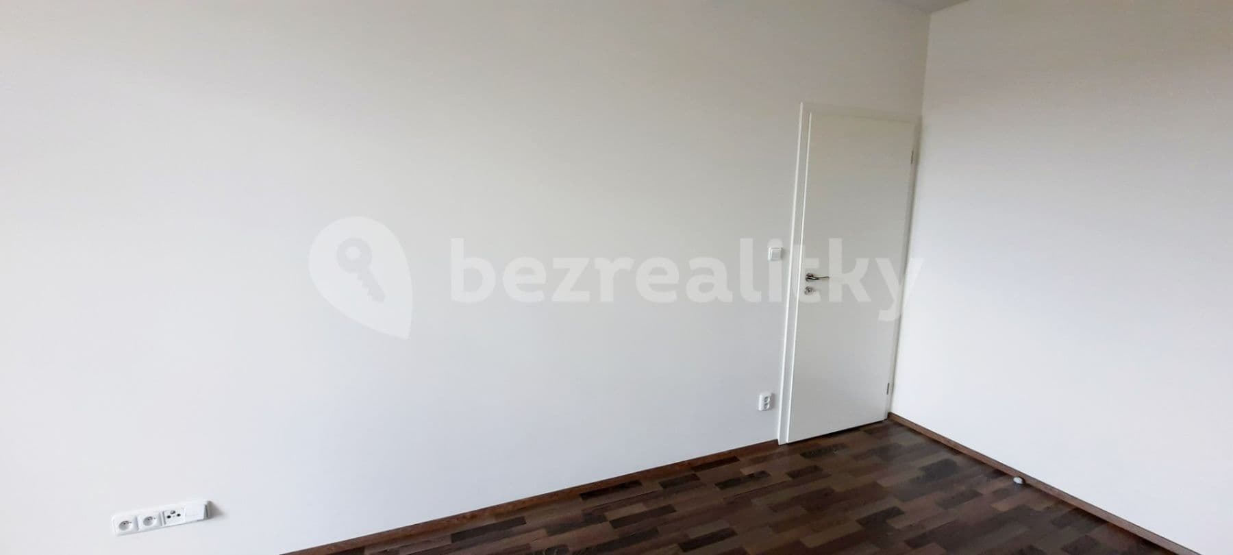 2 bedroom with open-plan kitchen flat for sale, 102 m², Geologická, Prague, Prague