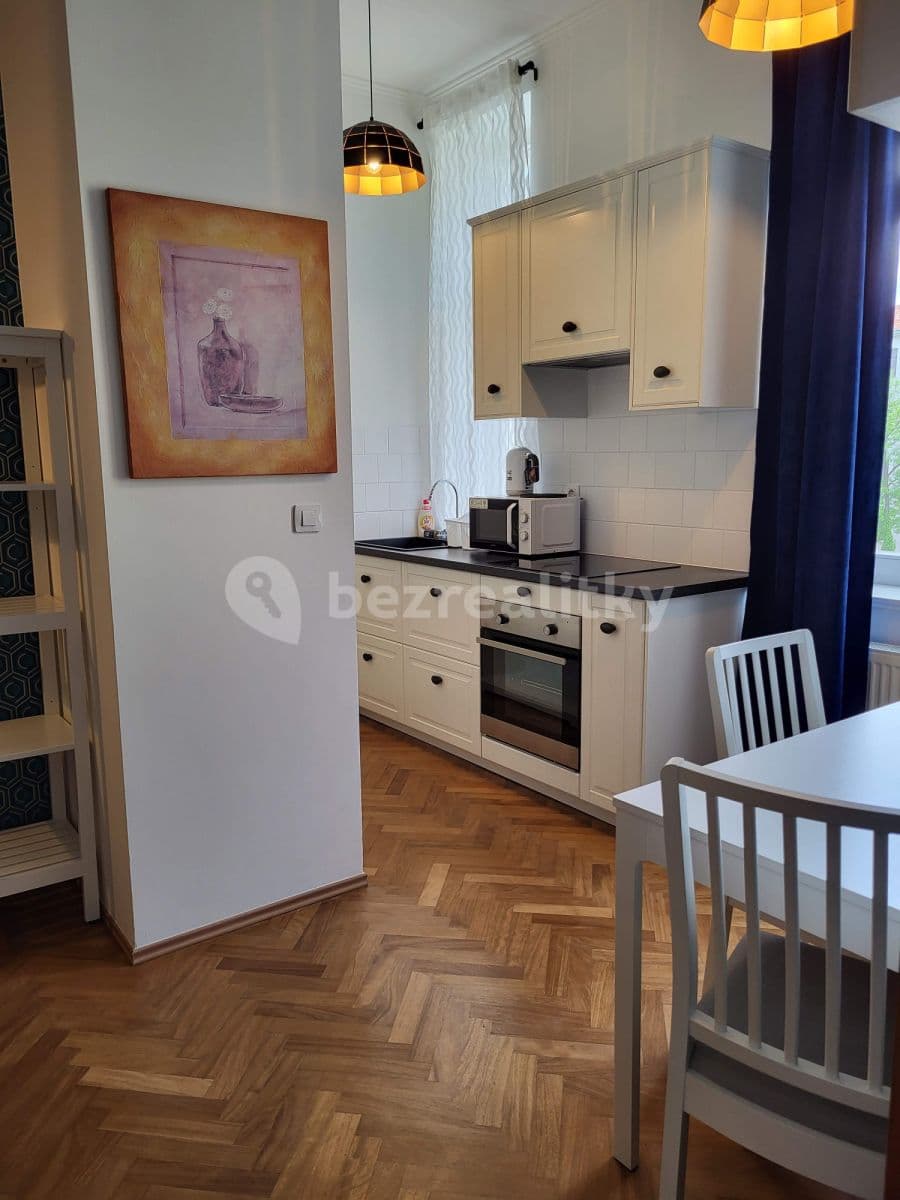 flat to rent, 45 m², Koubkova, Prague, Prague