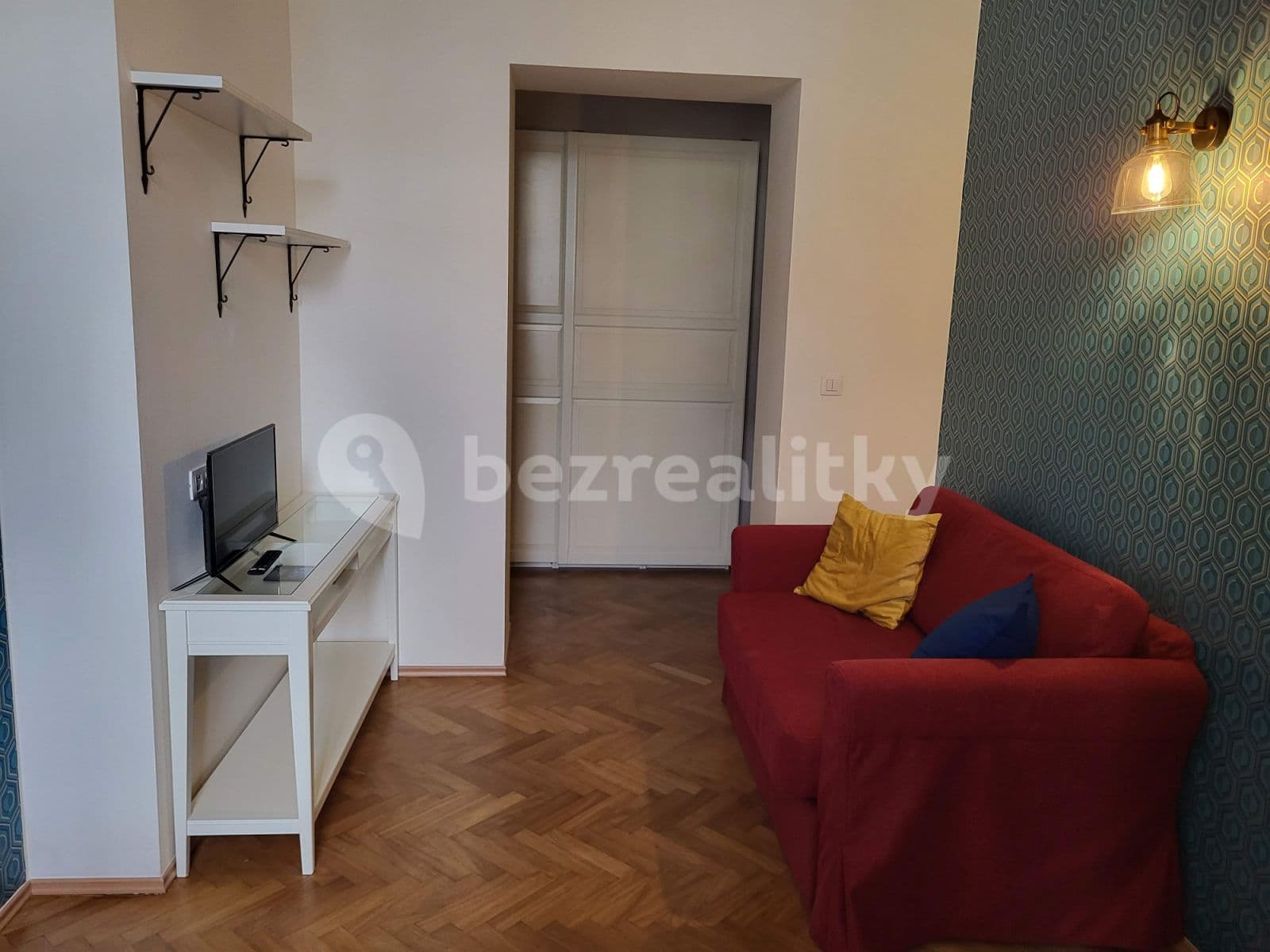 flat to rent, 45 m², Koubkova, Prague, Prague