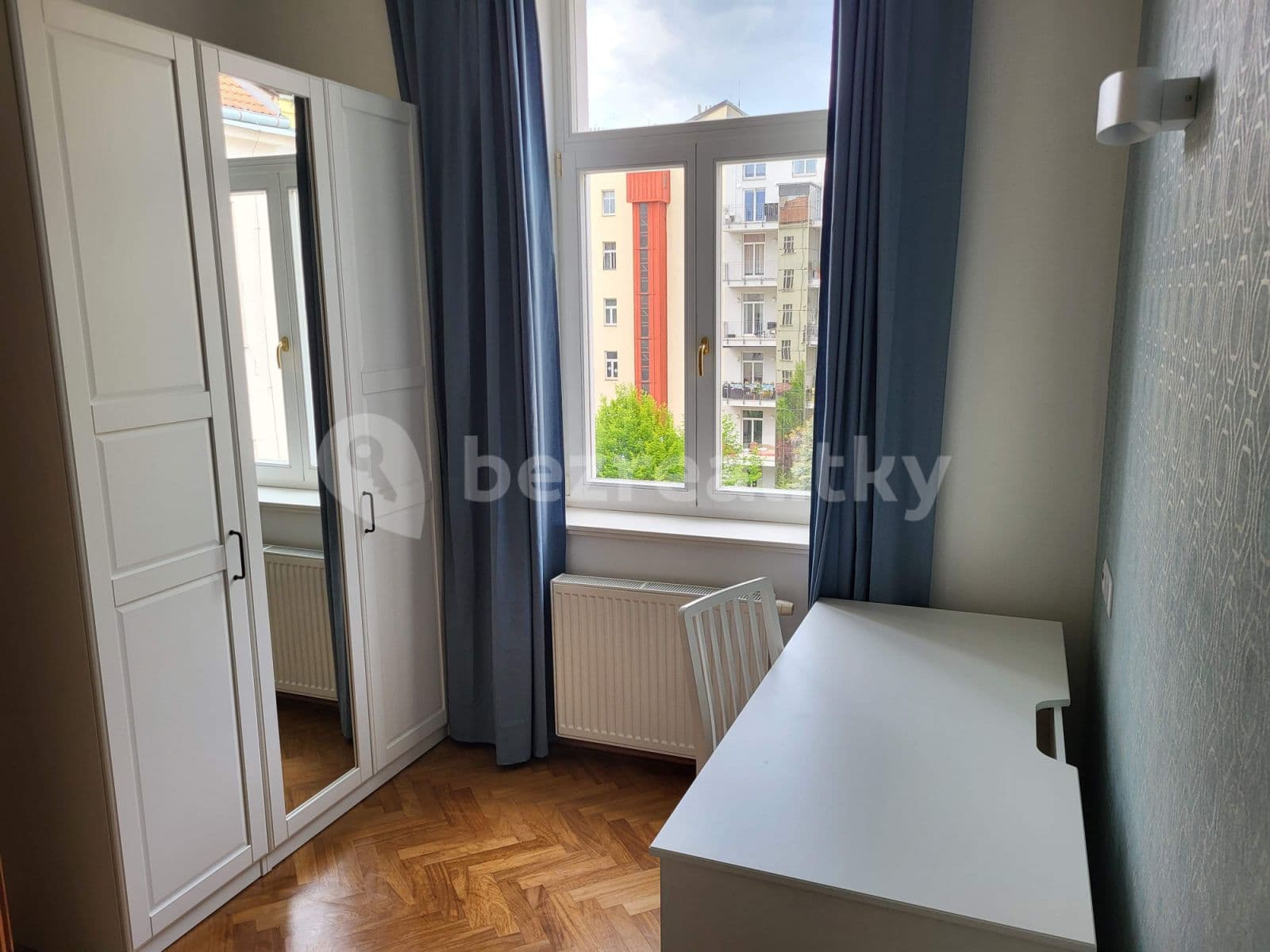 flat to rent, 45 m², Koubkova, Prague, Prague