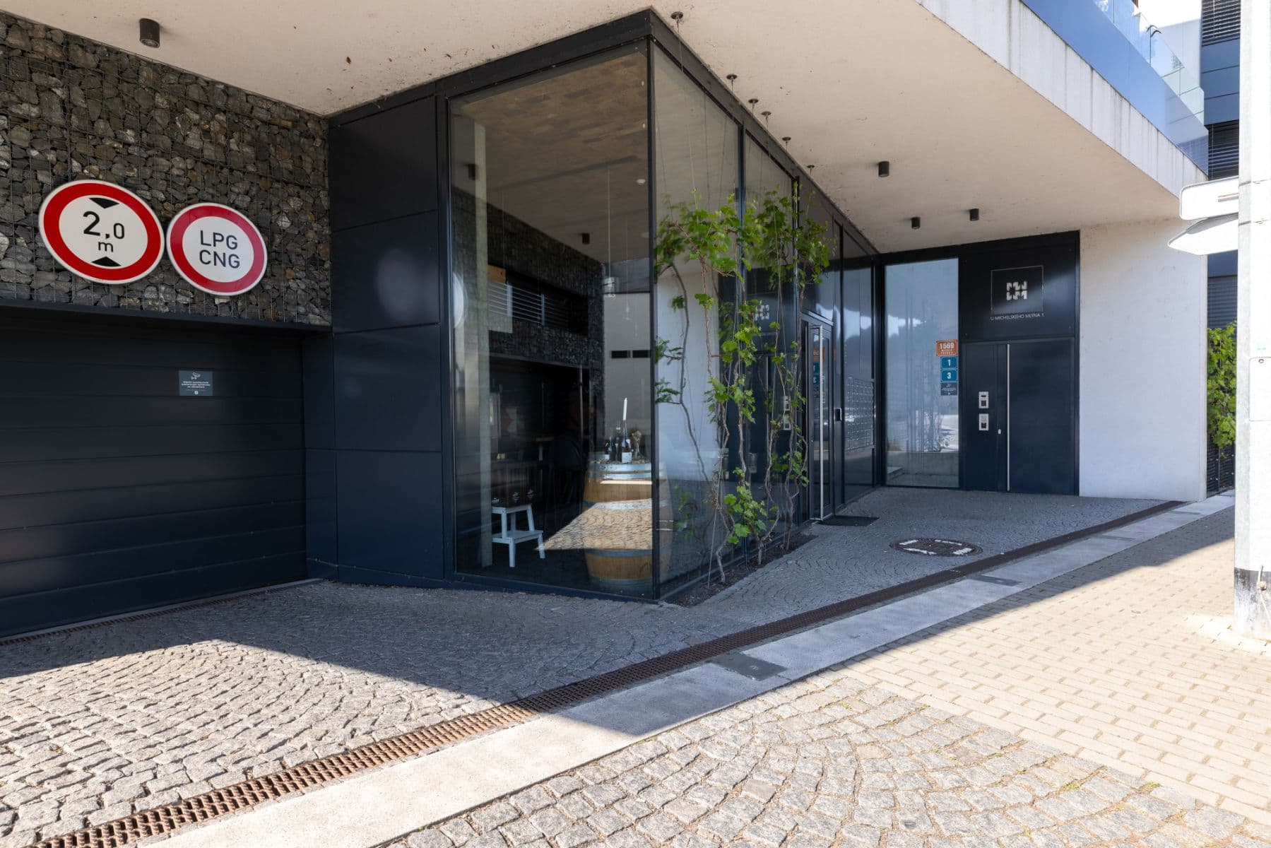 flat to rent, 40 m², U Michelského mlýna, Prague, Prague