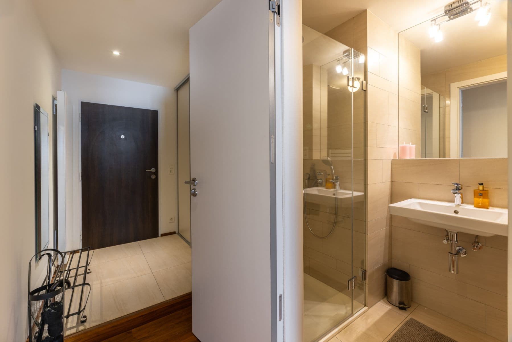 flat to rent, 40 m², U Michelského mlýna, Prague, Prague