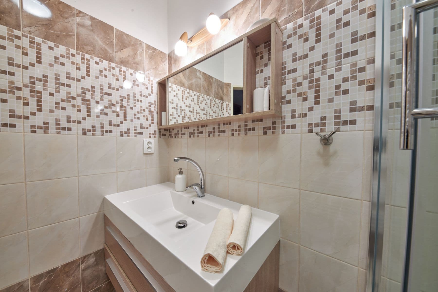 flat to rent, 51 m², Hradská, Vrakuňa, Bratislavský Region