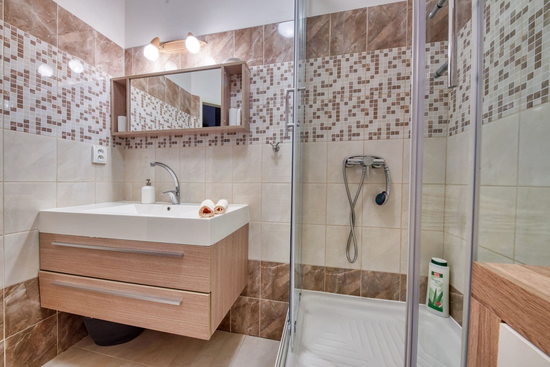 flat to rent, 51 m², Hradská, Vrakuňa, Bratislavský Region