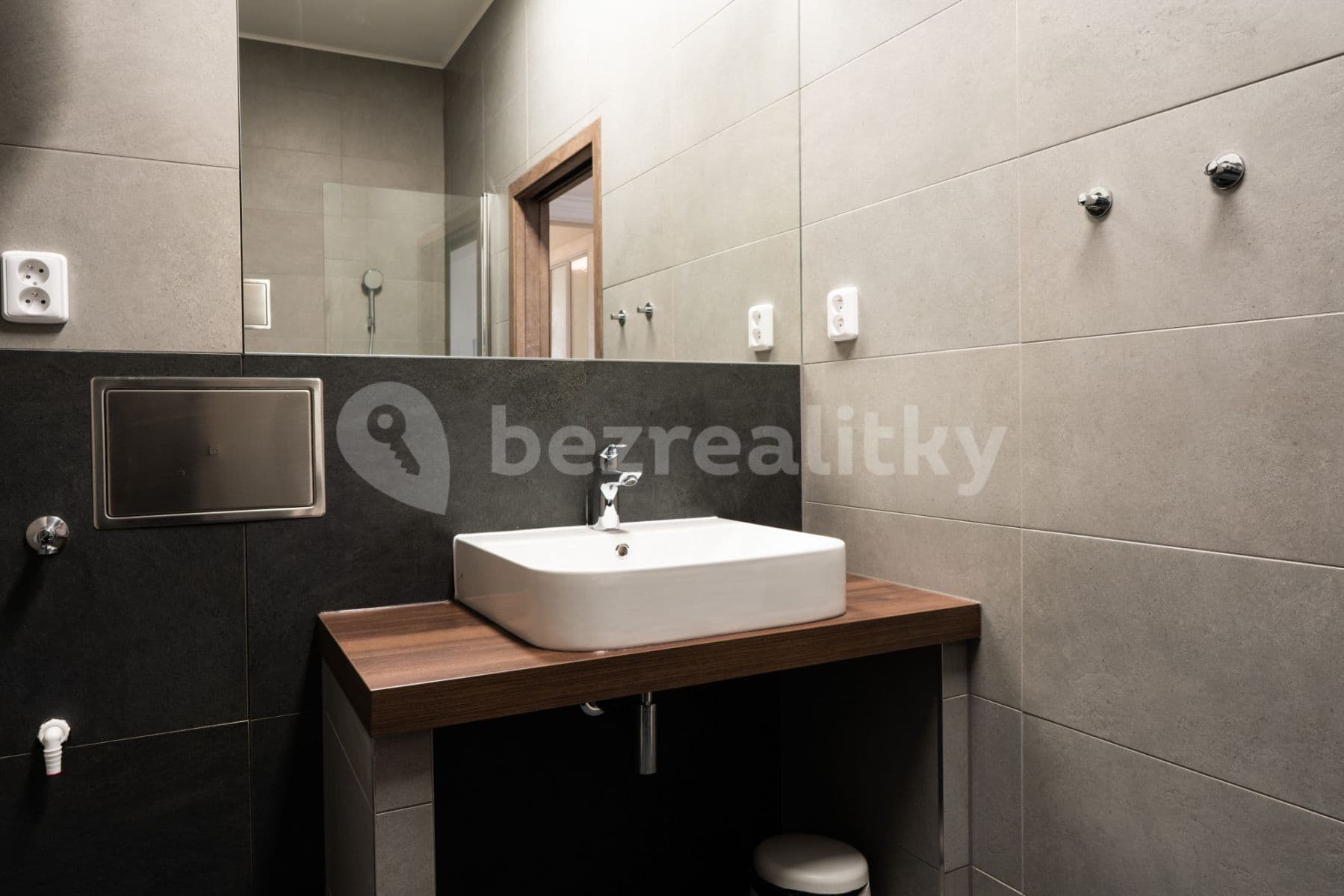 flat to rent, 79 m², Polská, Prague, Prague
