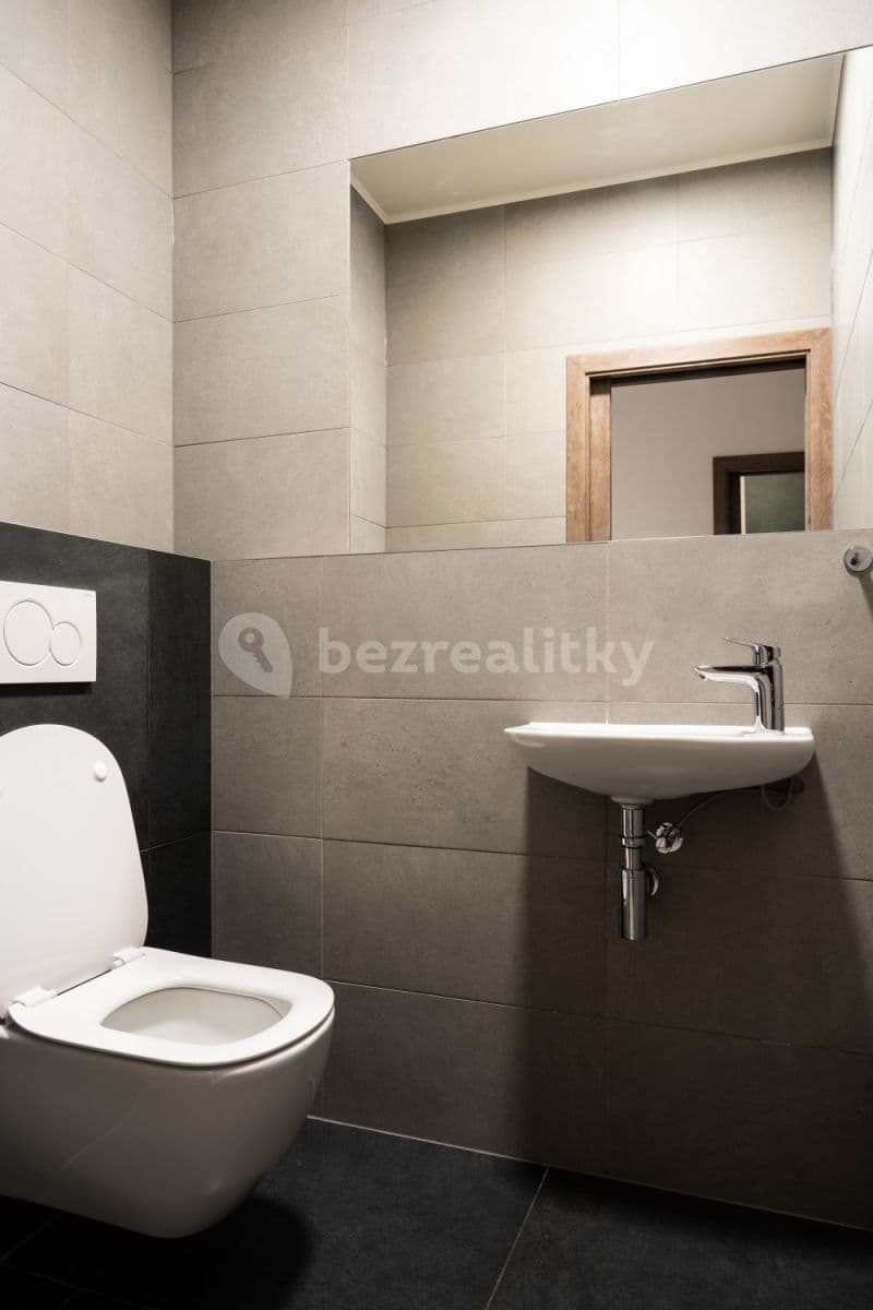 flat to rent, 79 m², Polská, Prague, Prague