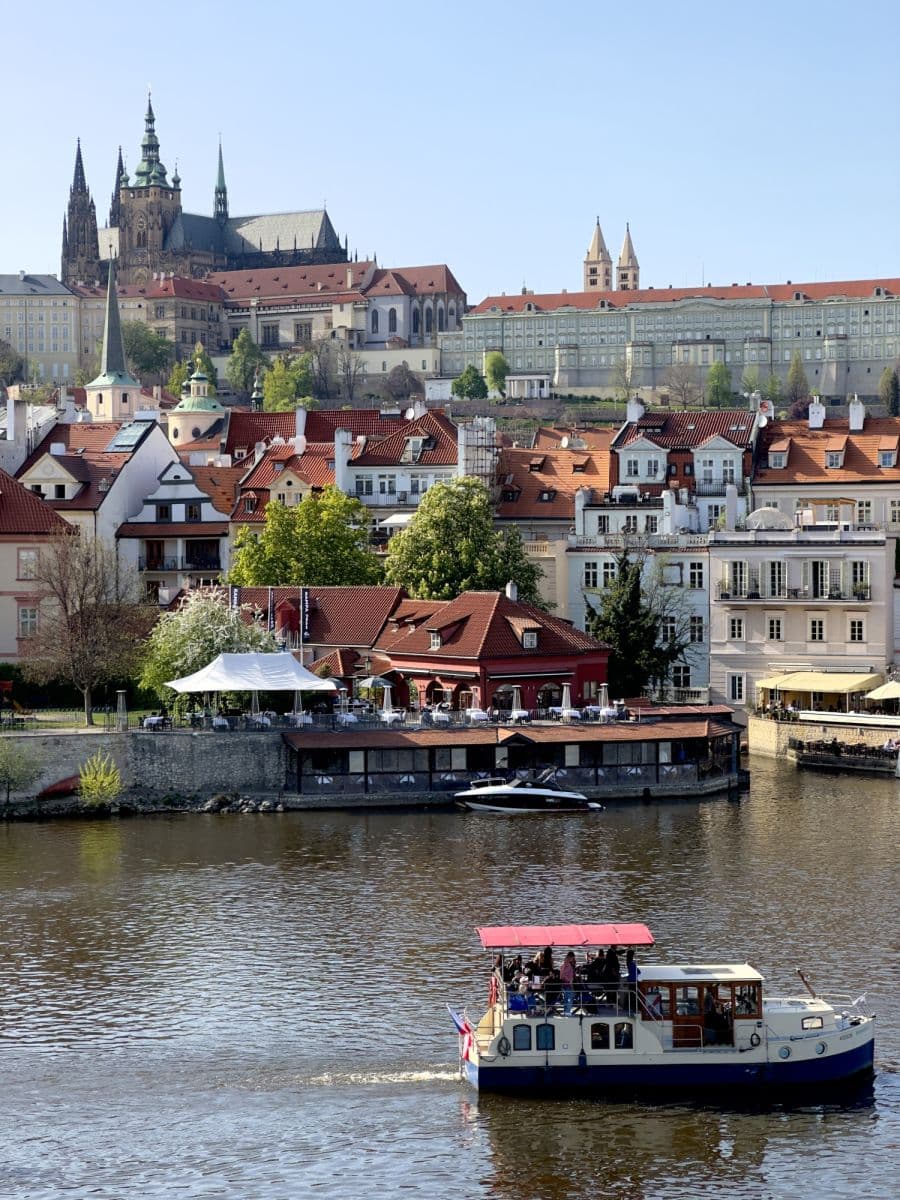 flat to rent, 40 m², Mostecká, Prague, Prague