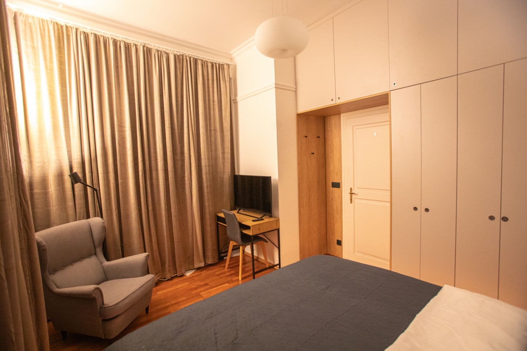 flat to rent, 40 m², Mostecká, Prague, Prague