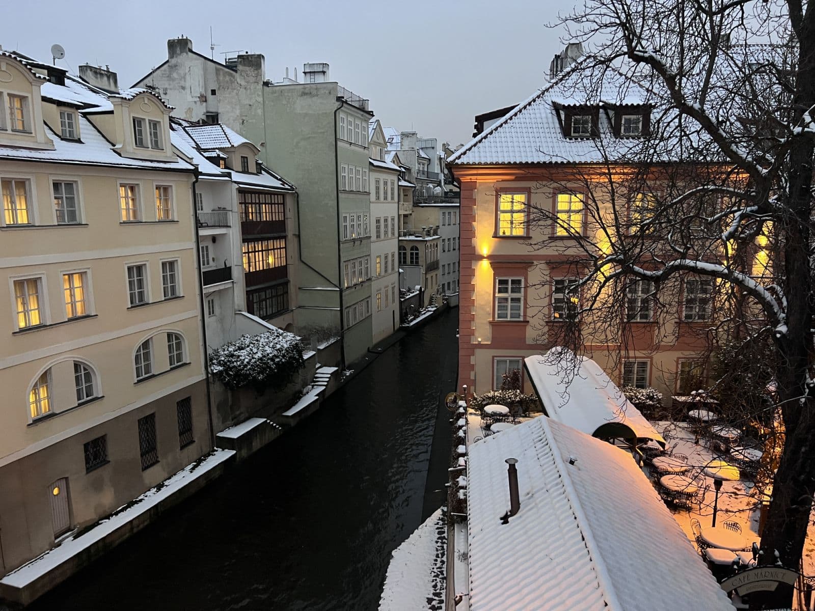 flat to rent, 40 m², Mostecká, Prague, Prague