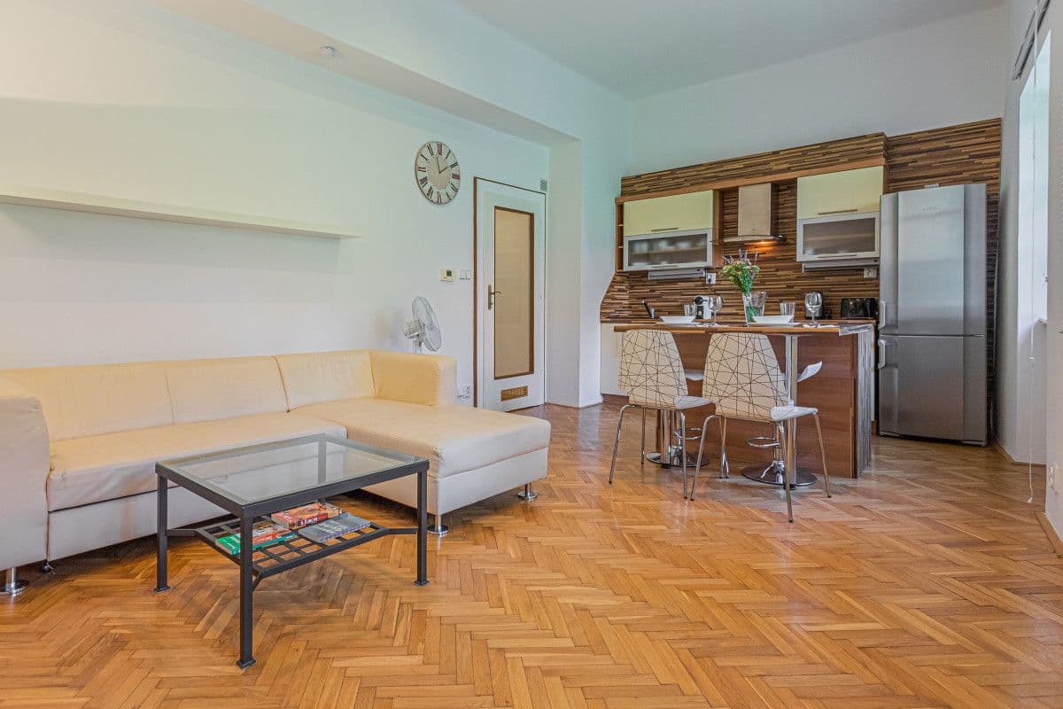 flat to rent, 50 m², U Obecního dvora, Prague, Prague