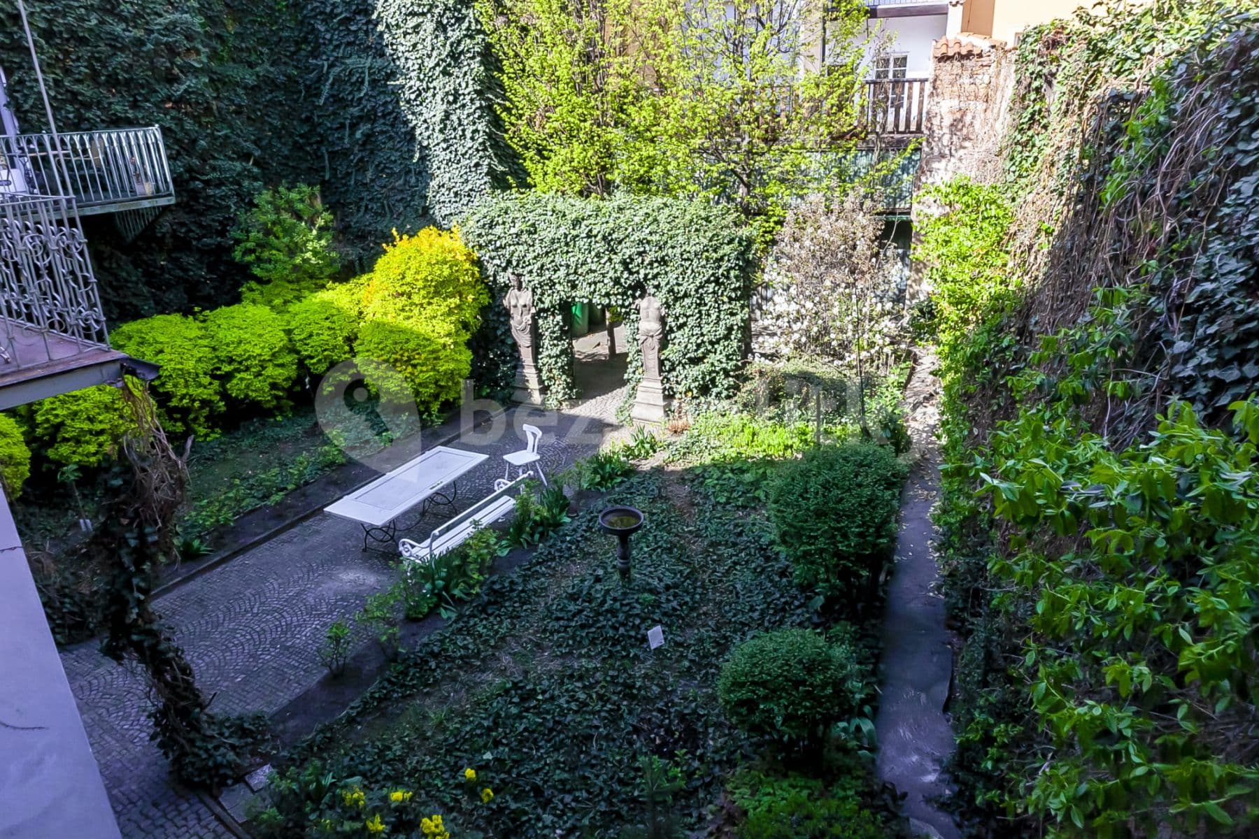 flat to rent, 50 m², U Obecního dvora, Prague, Prague