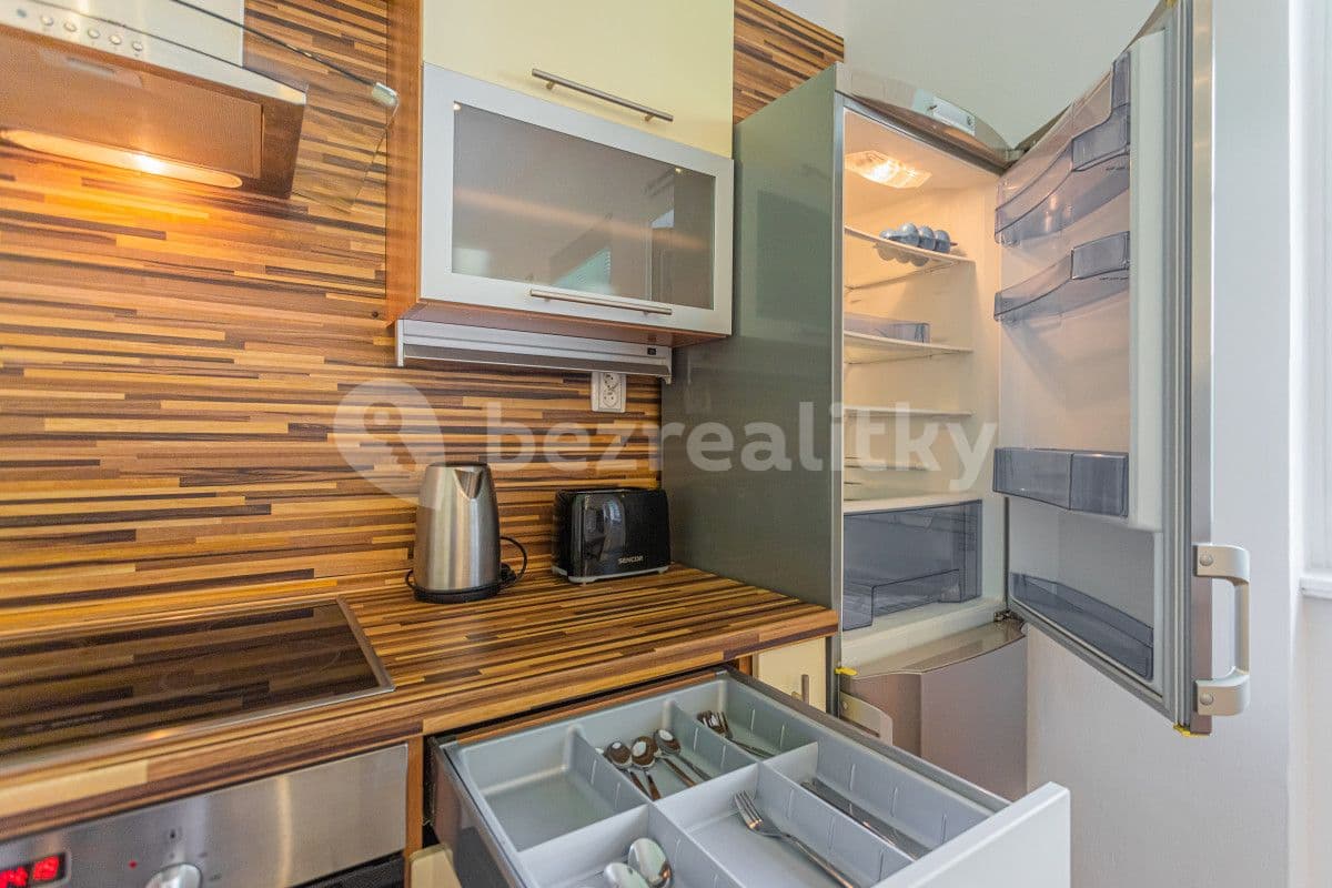 flat to rent, 50 m², U Obecního dvora, Prague, Prague
