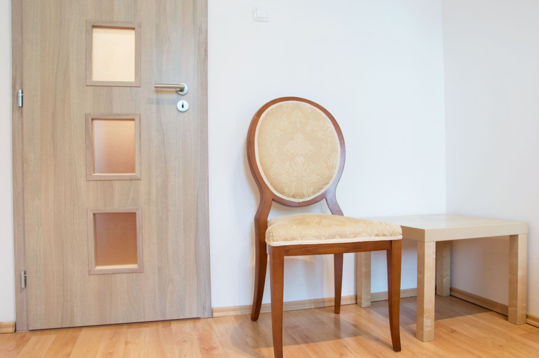 flat to rent, 30 m², Kúpeľná, Bratislava - mestská časť Staré Mesto, Bratislavský Region