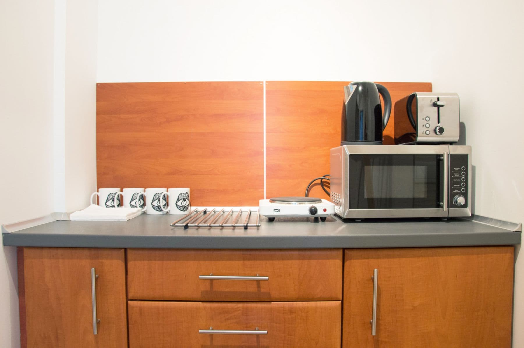 flat to rent, 30 m², Kúpeľná, Bratislava - mestská časť Staré Mesto, Bratislavský Region
